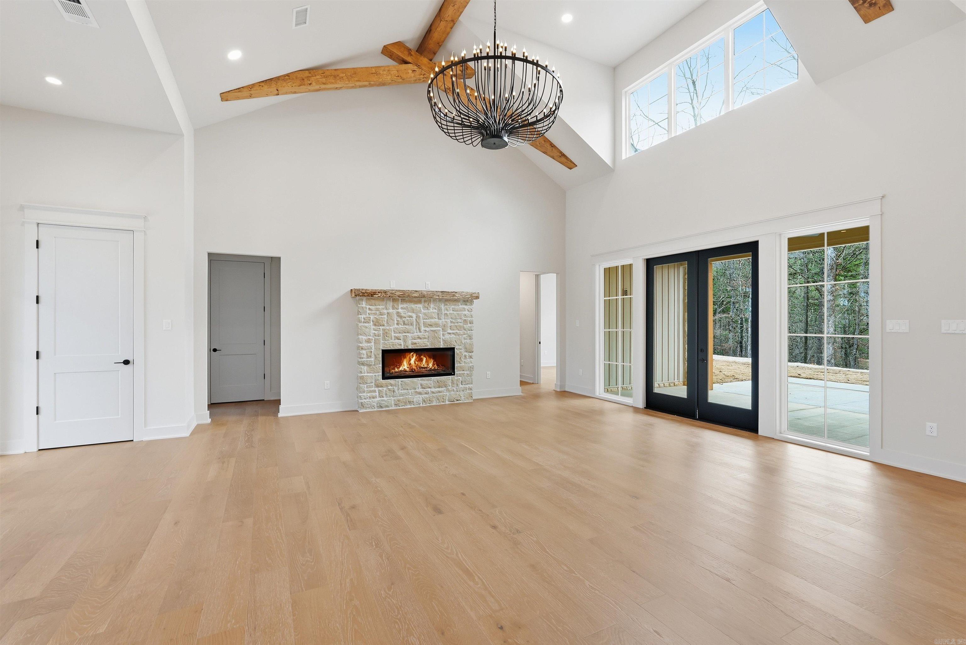 21 Southridge  Mount Ida, AR