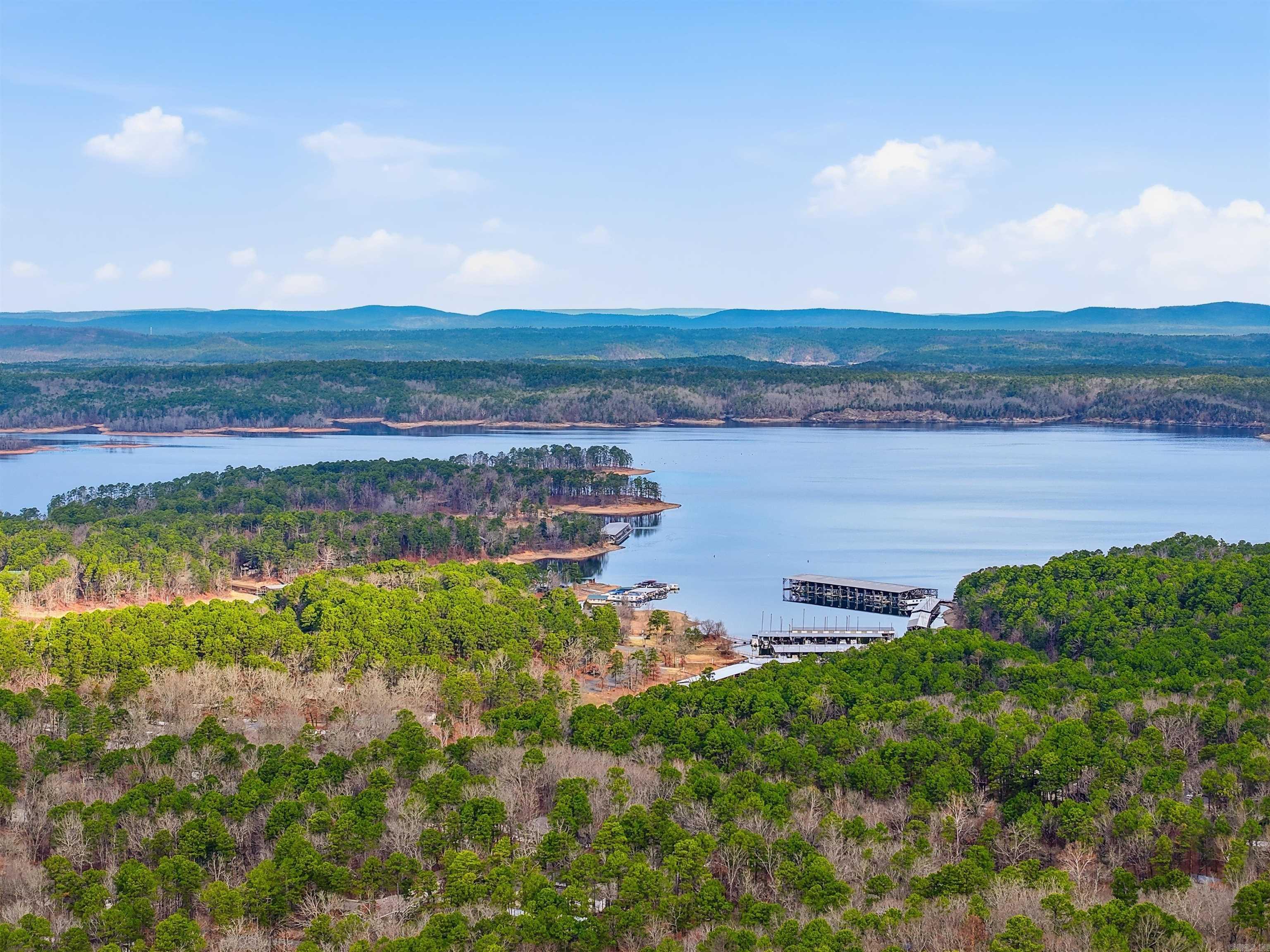 21 Southridge  Mount Ida, AR