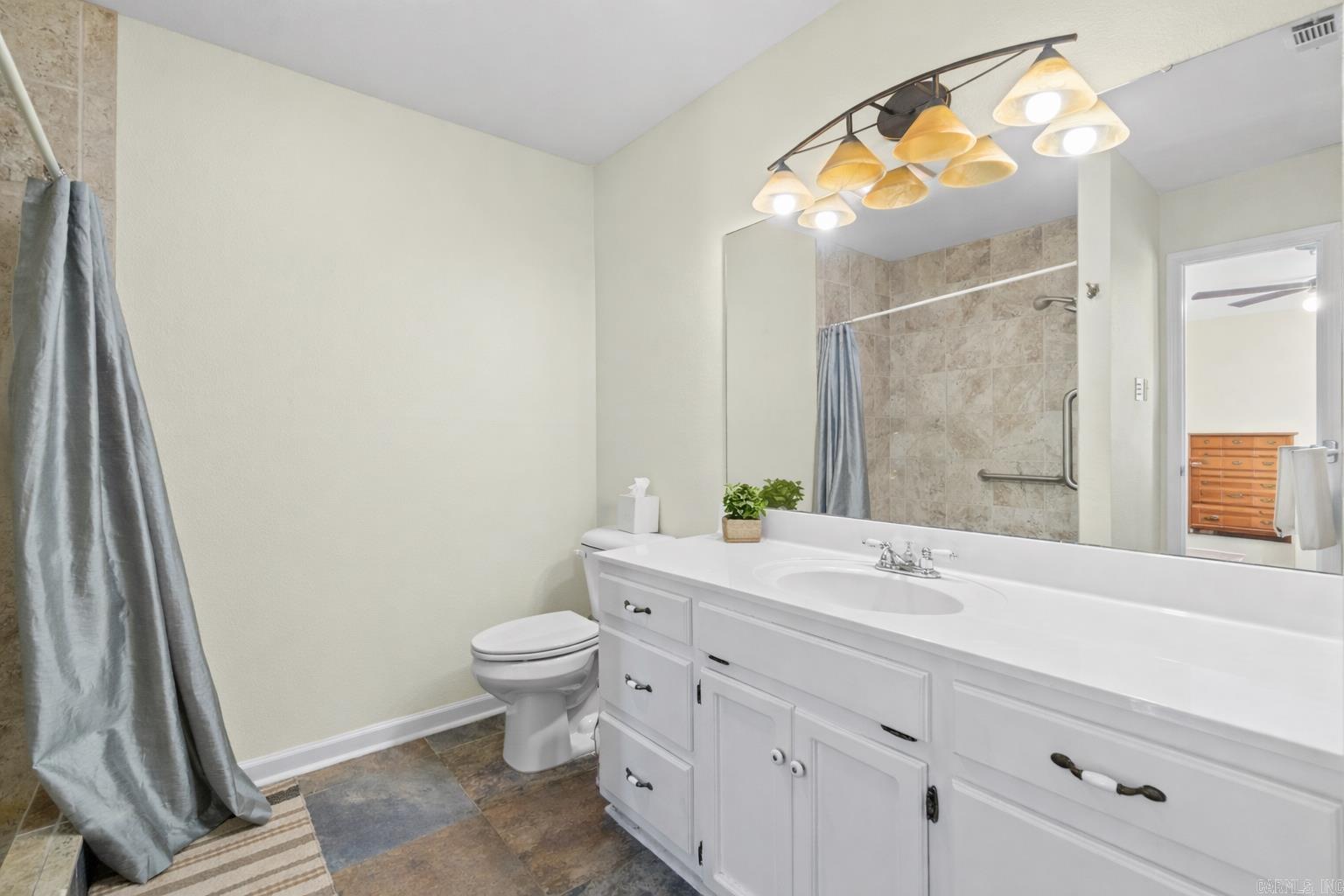 12 Michael  Cabot, AR