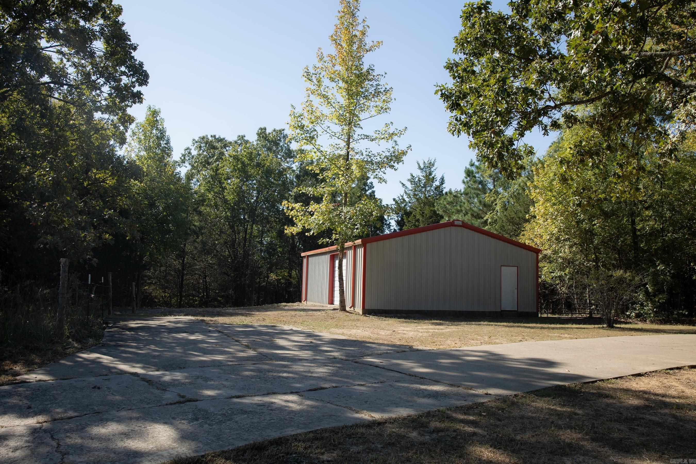 000 White Oak  Enola, AR