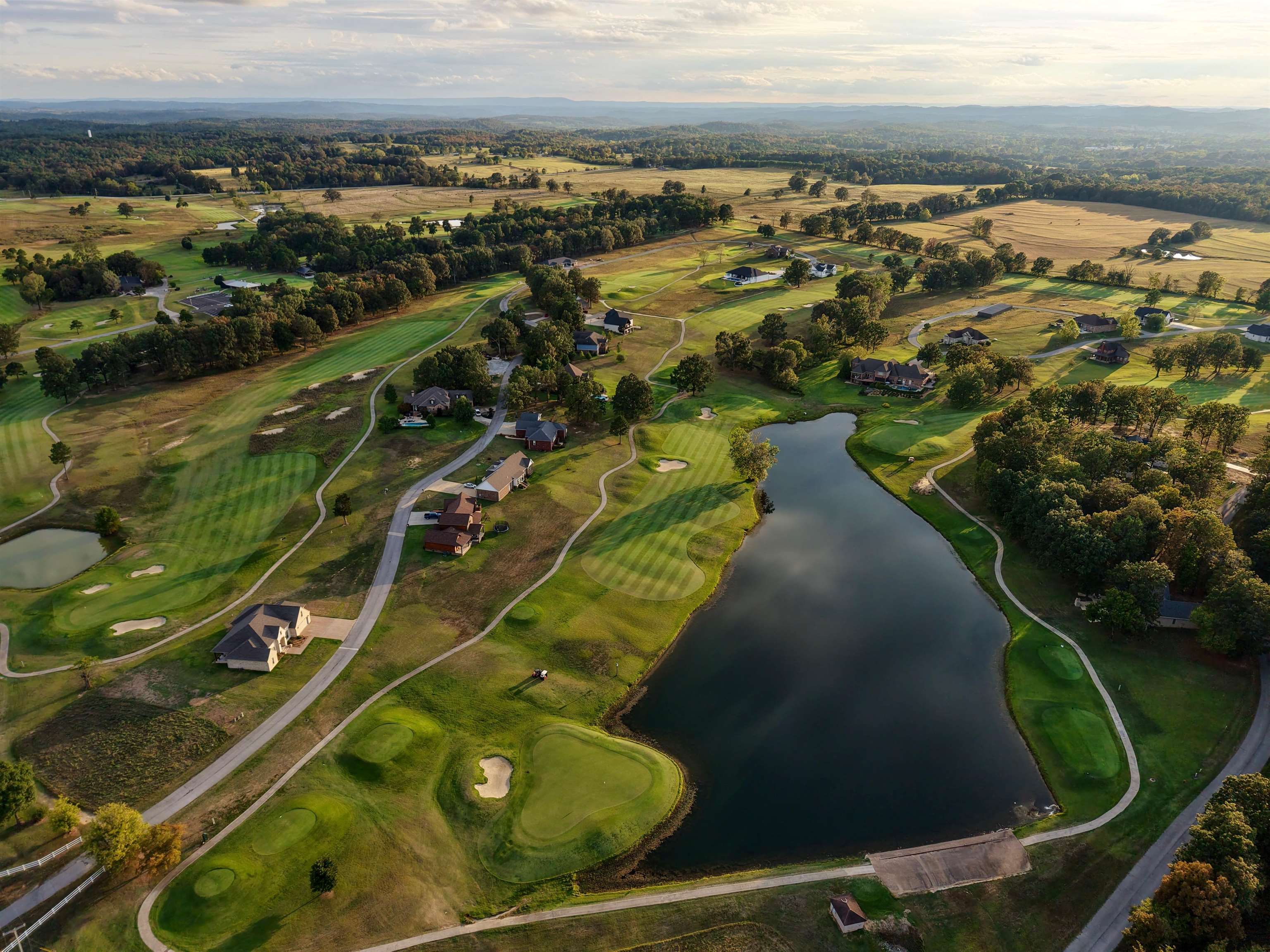 400 Firethorn Augusta Building Unit1 Melbourne, AR