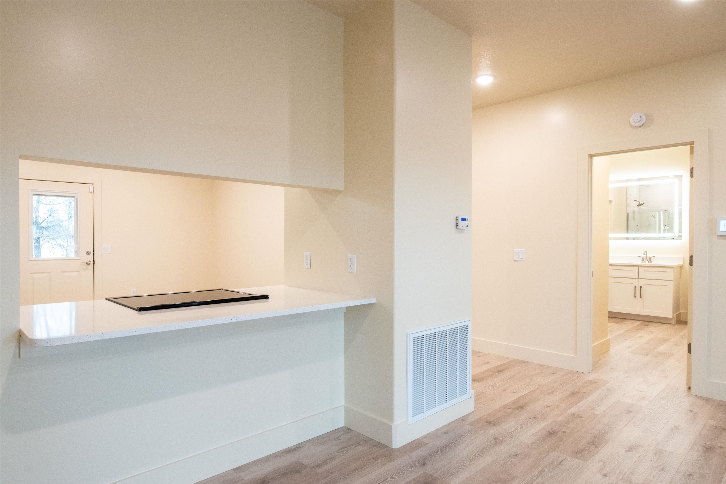 400 Firethorn Augusta Building Unit1 Melbourne, AR