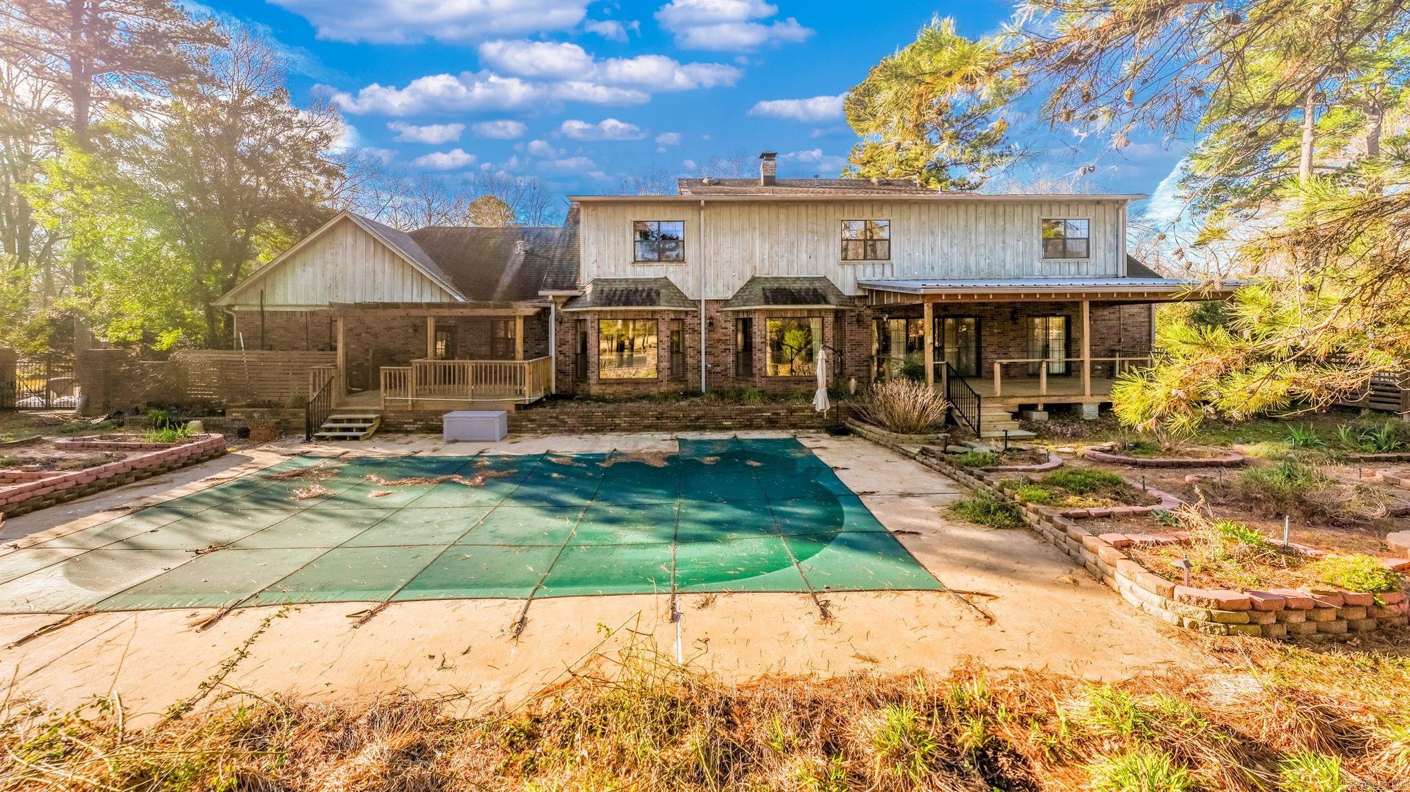 33 Club Manor Road  Maumelle, AR