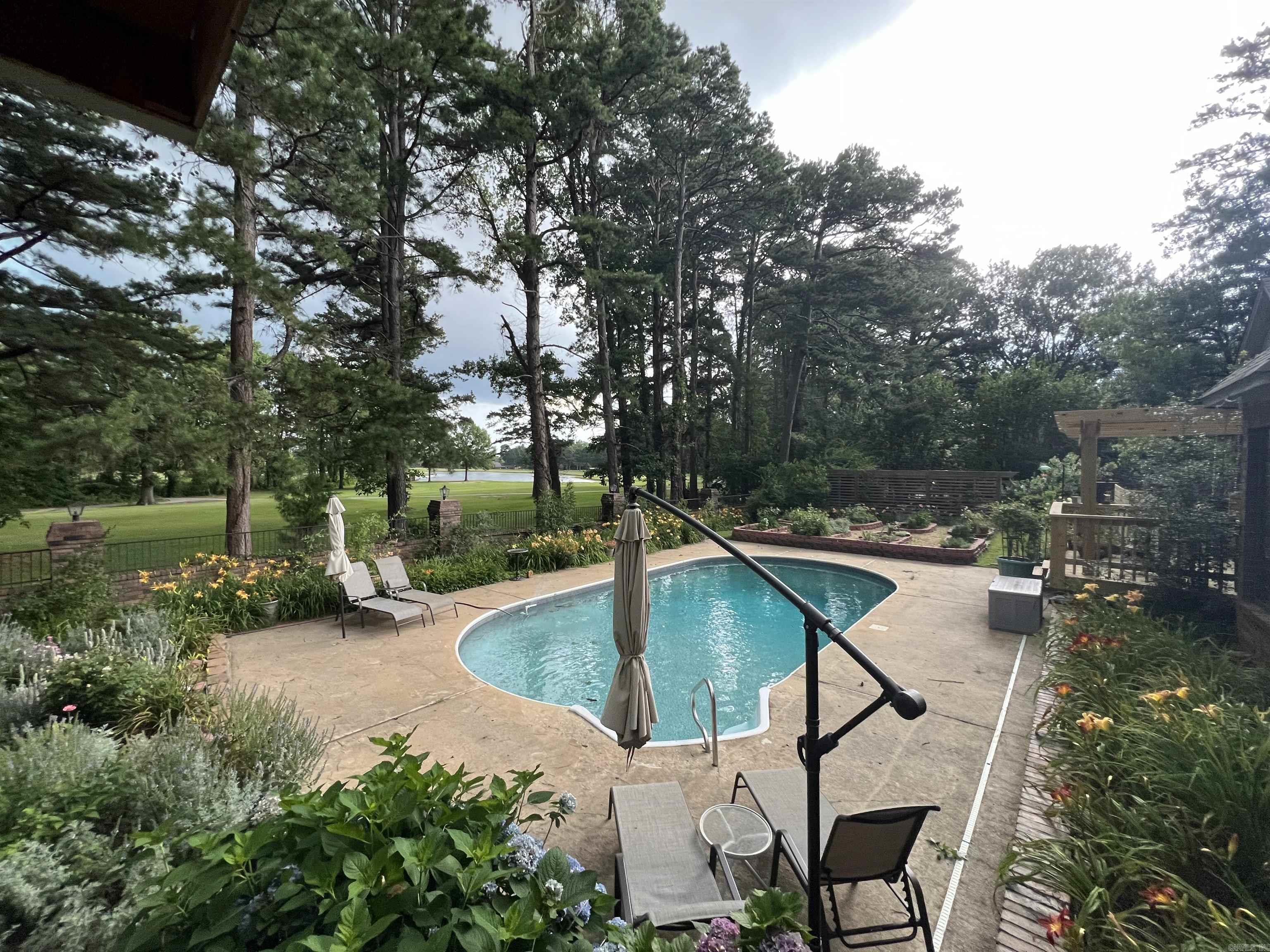 33 Club Manor Road  Maumelle, AR