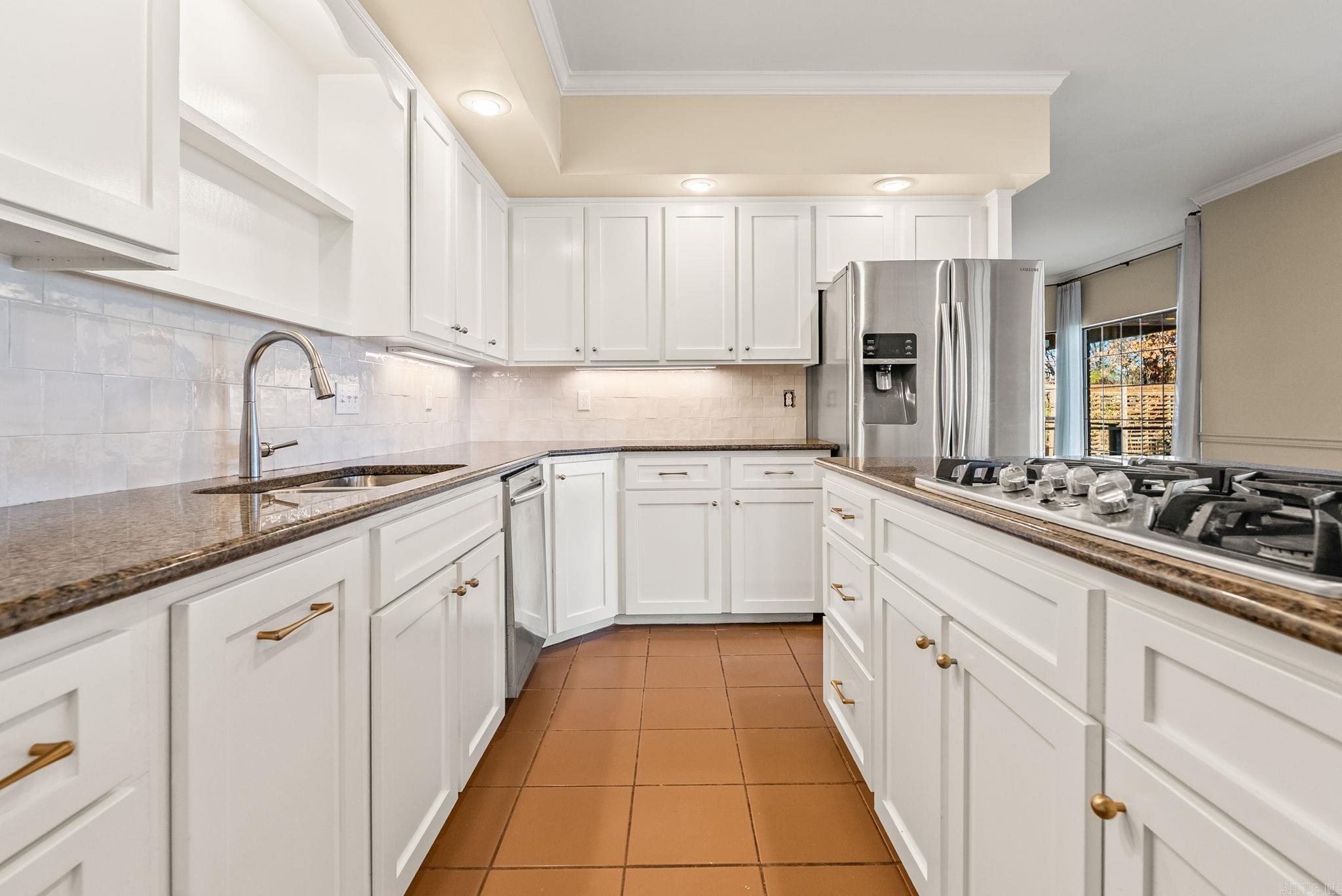 33 Club Manor Road  Maumelle, AR