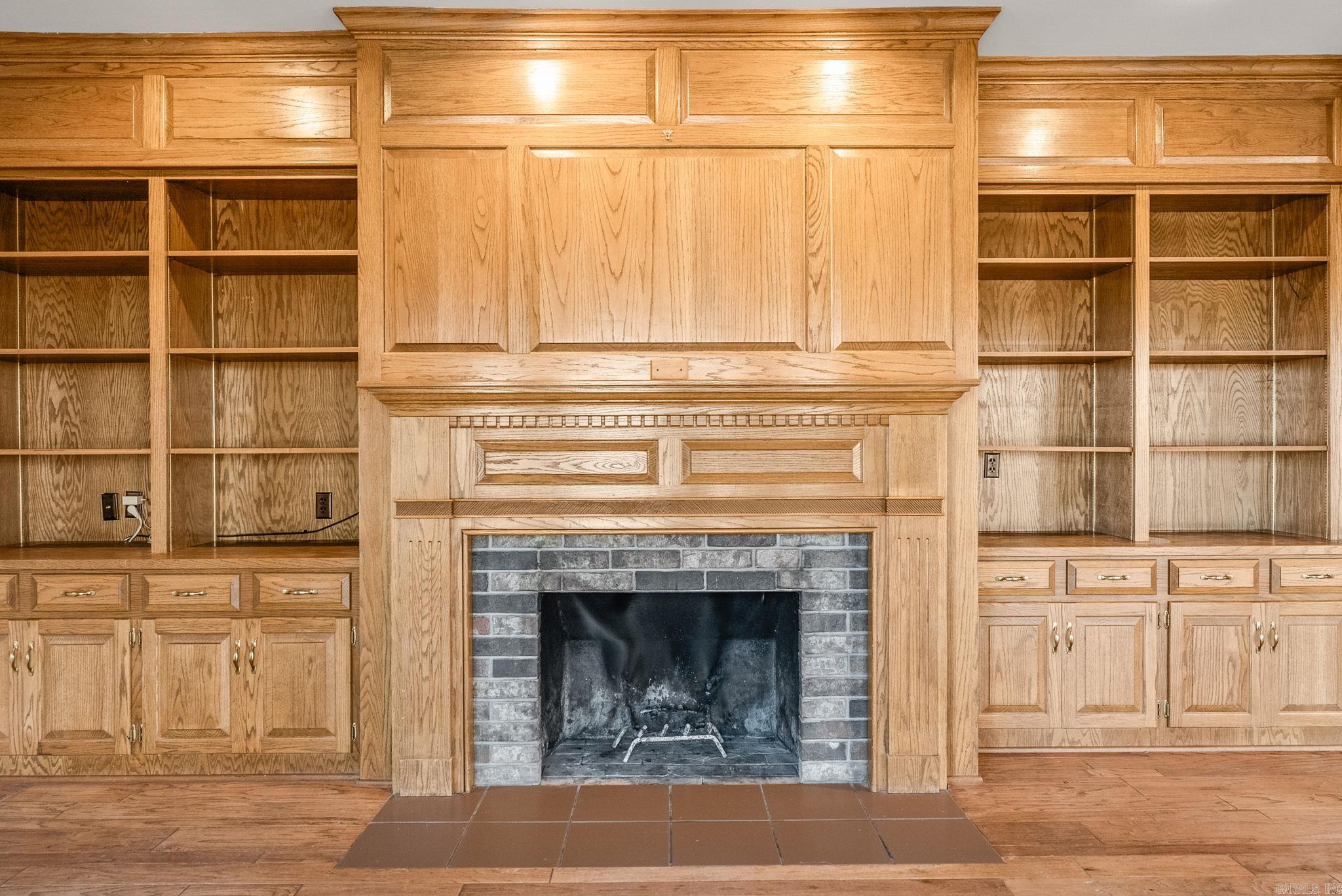 33 Club Manor Road  Maumelle, AR