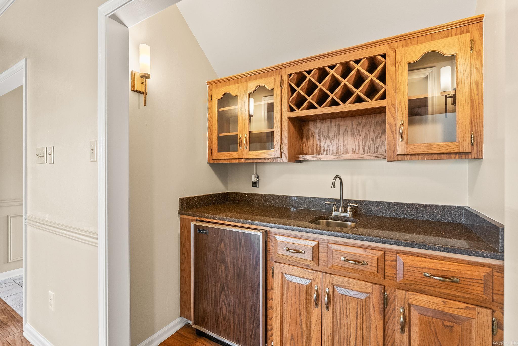 33 Club Manor Road  Maumelle, AR