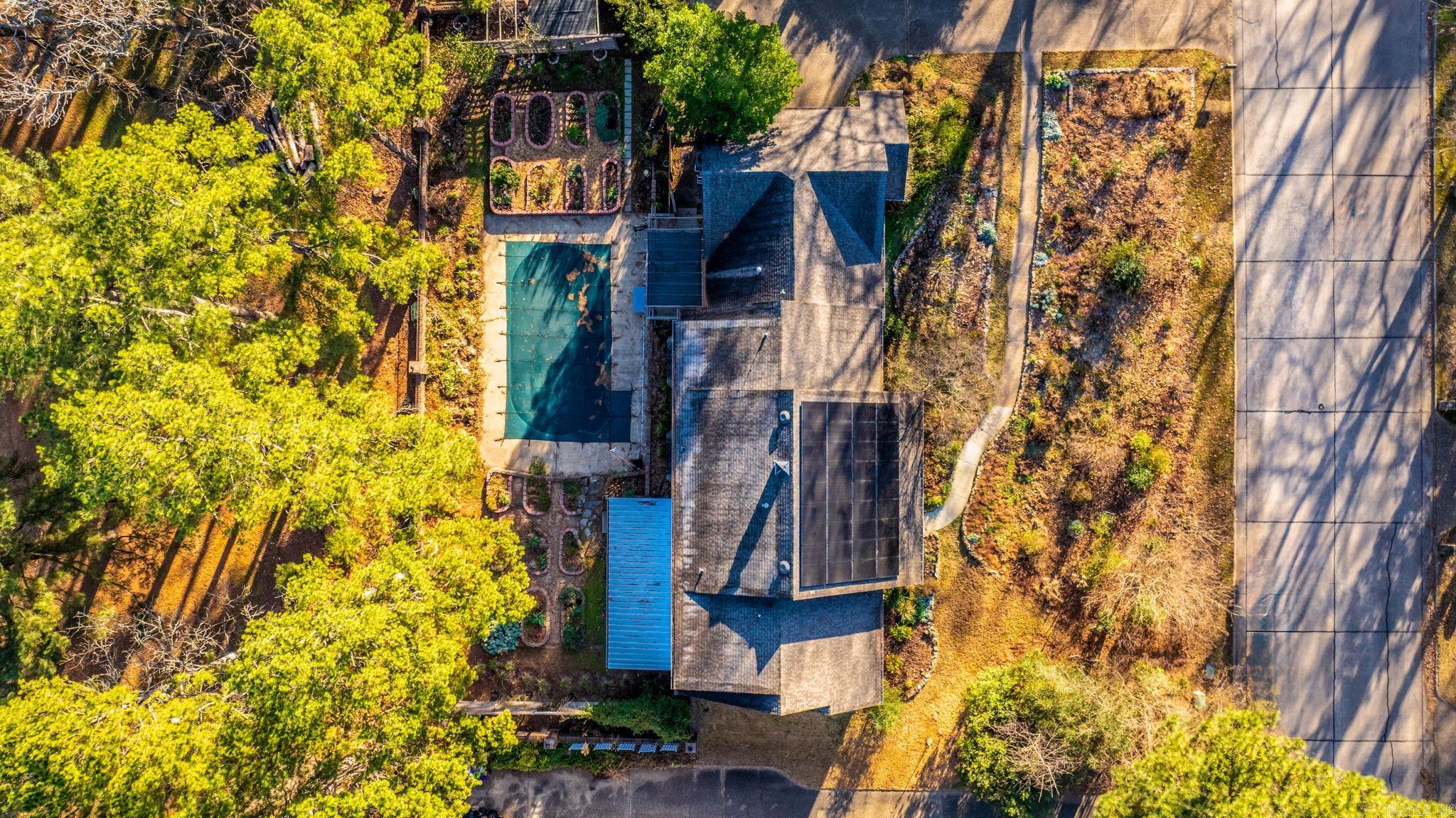 33 Club Manor Road  Maumelle, AR