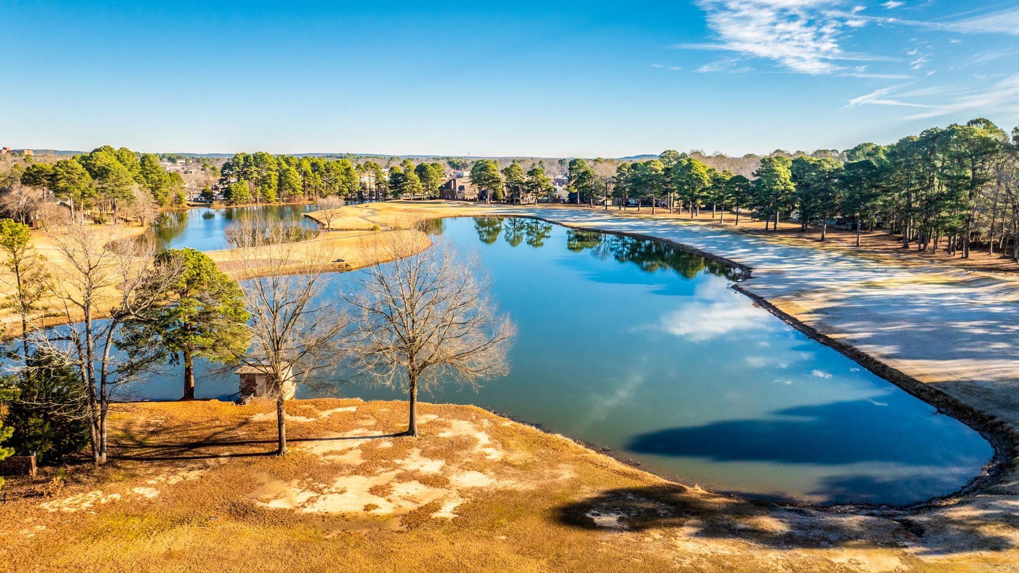 33 Club Manor Road  Maumelle, AR