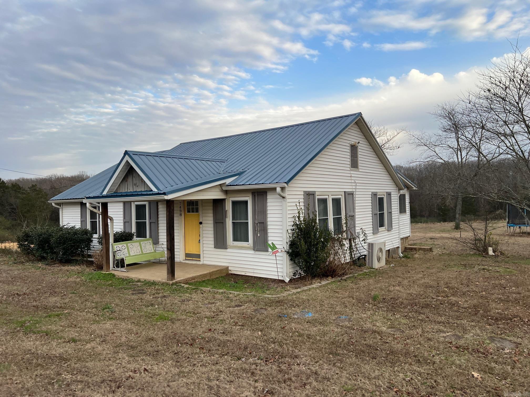 7498 Hwy 367 N  Bradford, AR