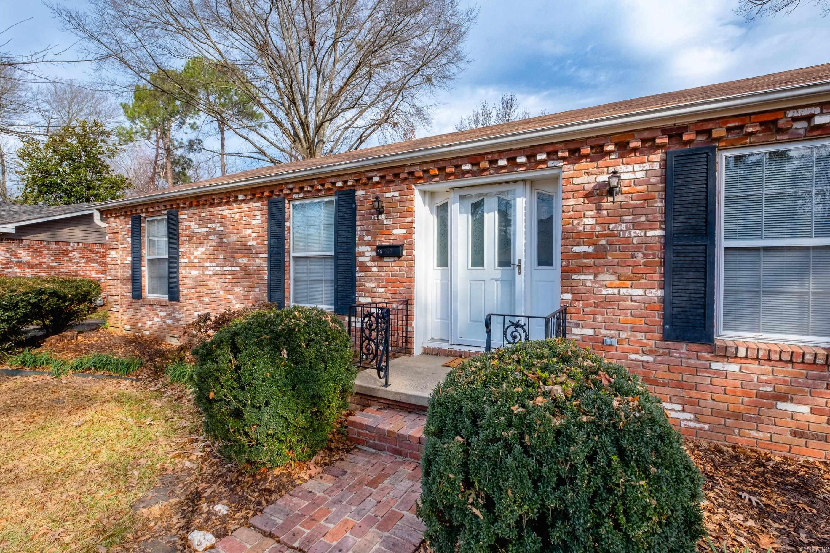 55 Warwick  Little Rock, AR