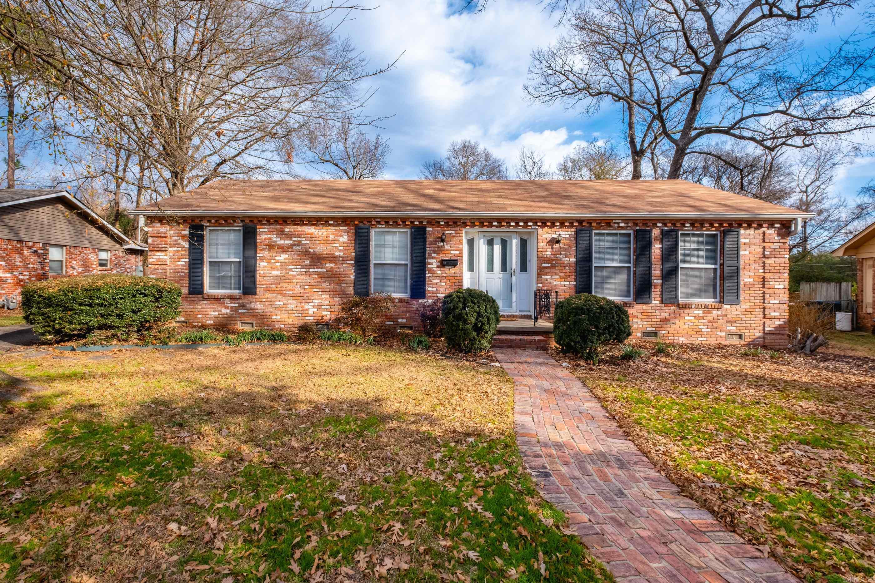 55 Warwick  Little Rock, AR
