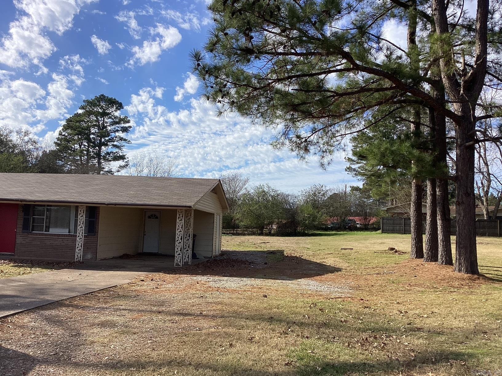 1208 Cale Rd  Prescott, AR