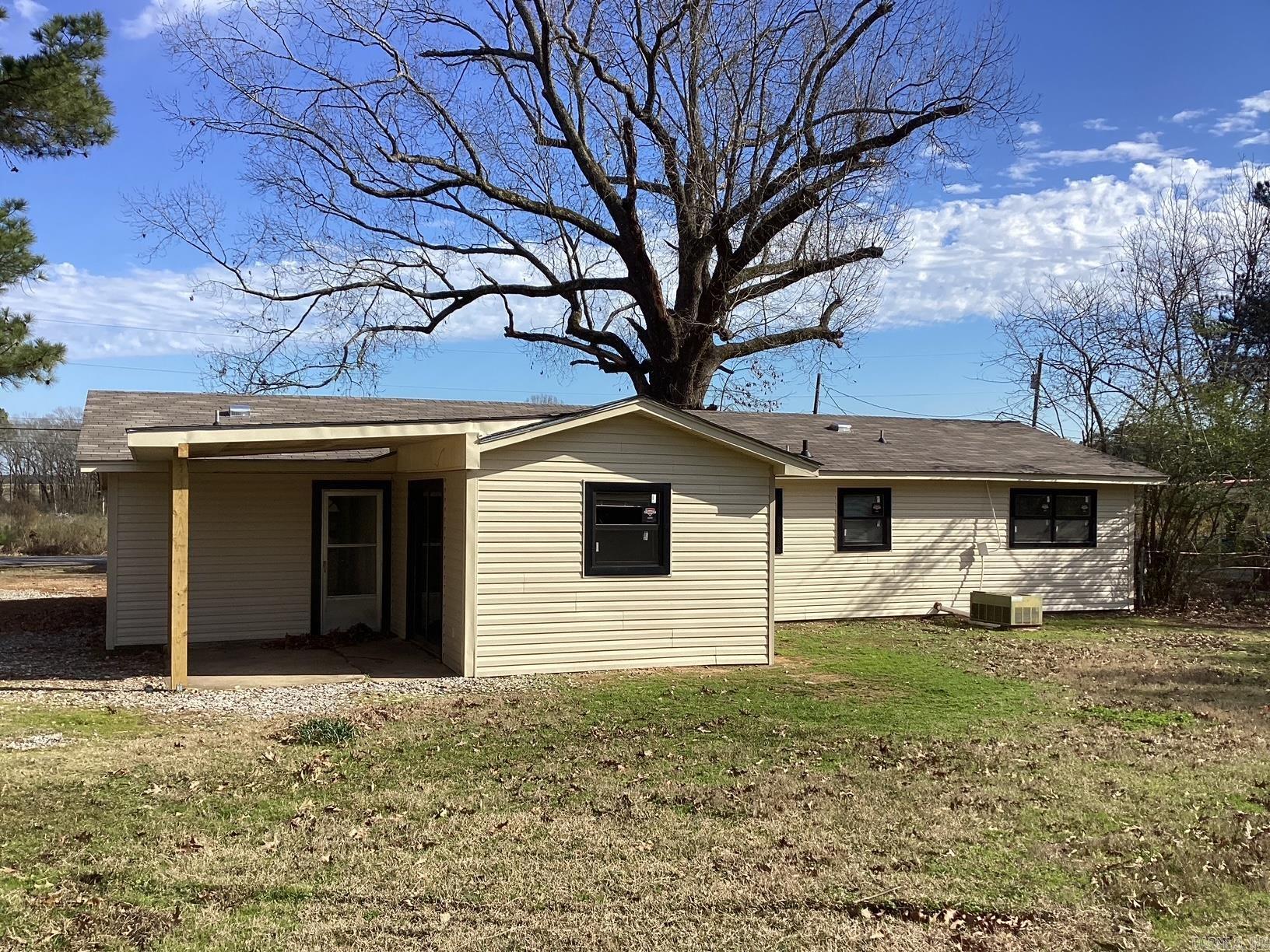 1208 Cale Rd  Prescott, AR