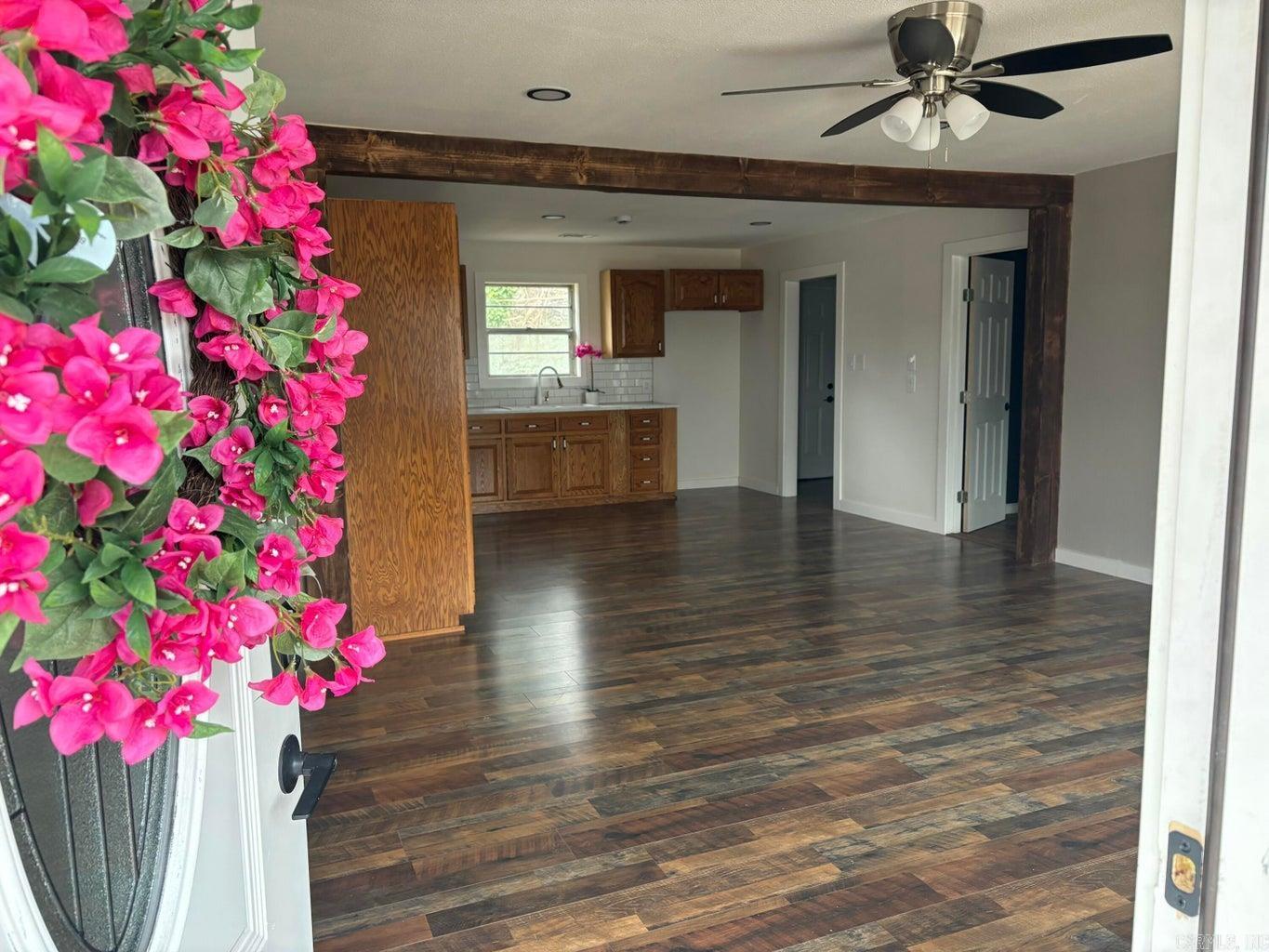 685 S 9th  Batesville, AR