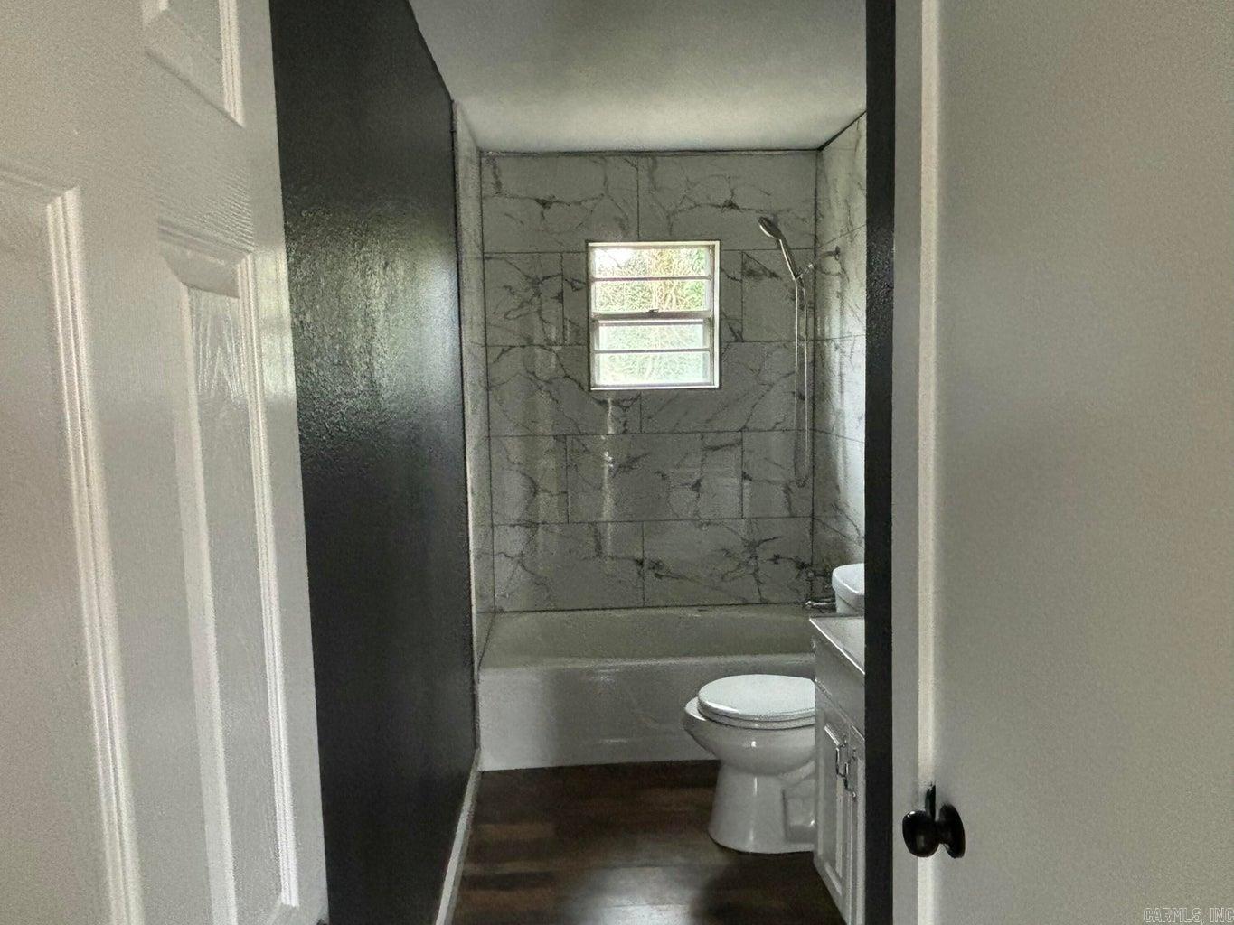 685 S 9th  Batesville, AR