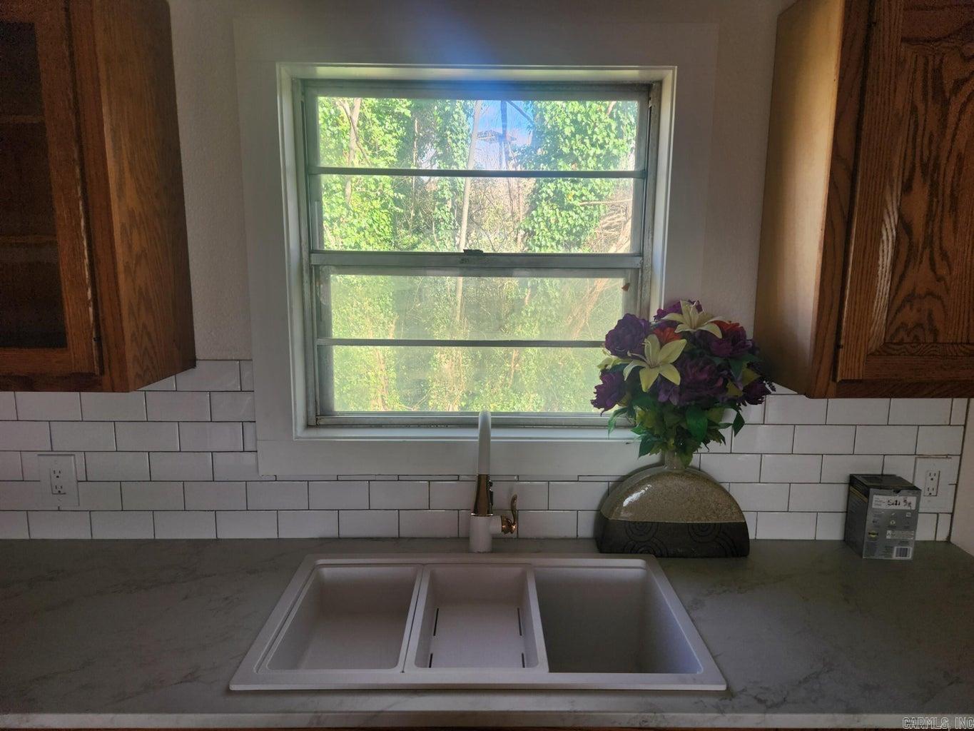 685 S 9th  Batesville, AR