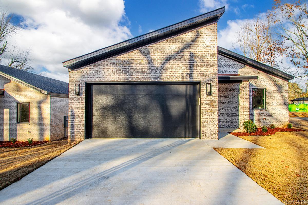 2100 Junior Deputy  Little Rock, AR