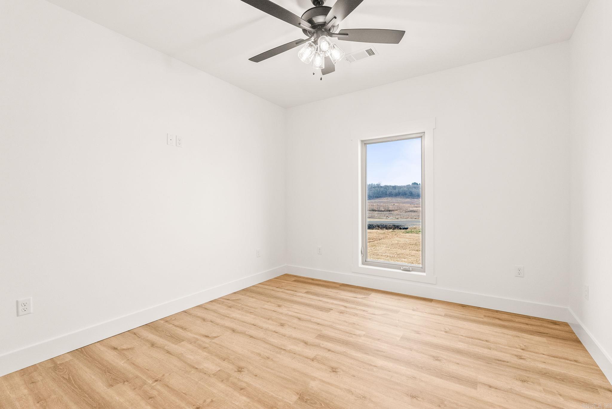 3 Republican Loop  Greenbrier, AR