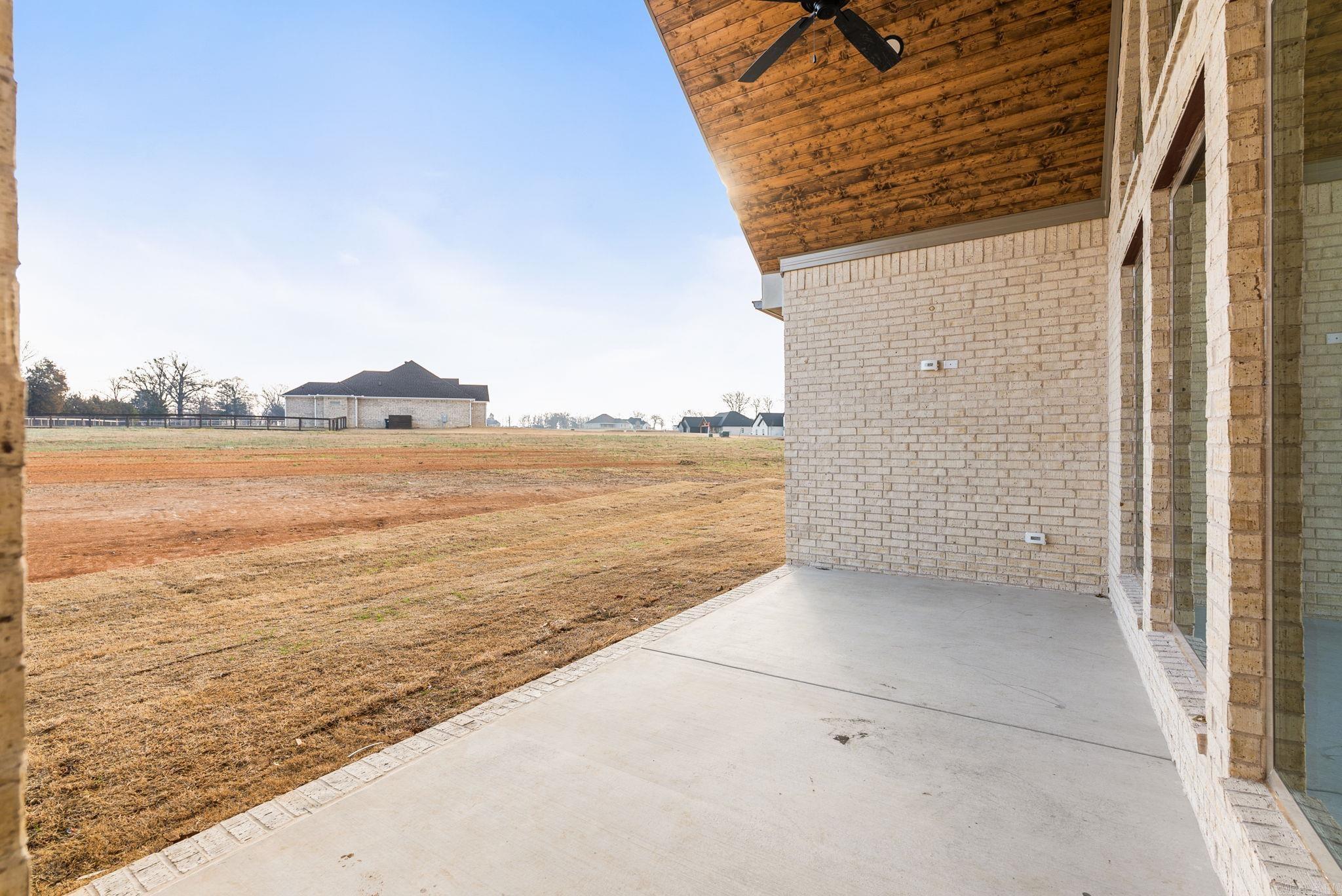 3 Republican Loop  Greenbrier, AR