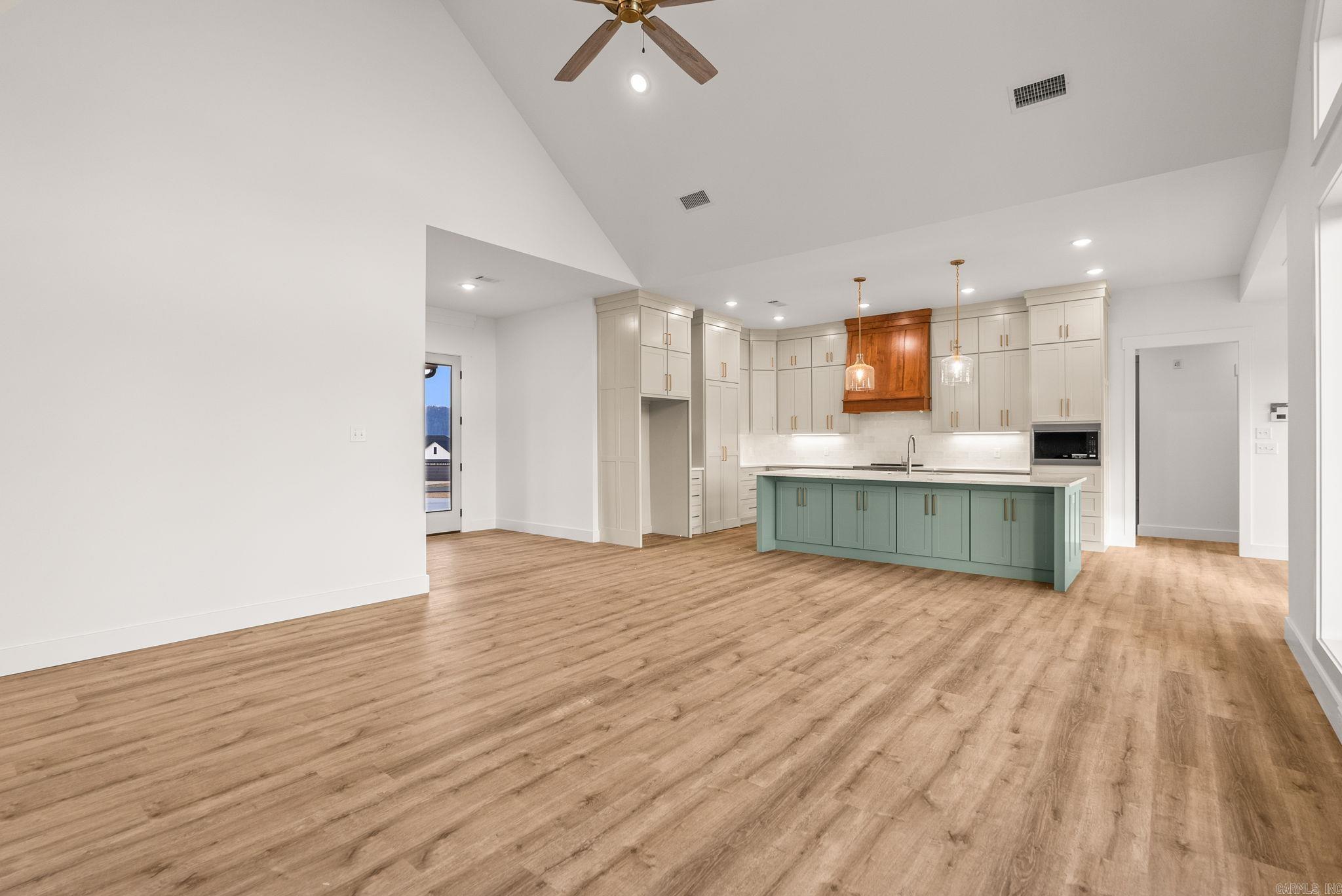 3 Republican Loop  Greenbrier, AR