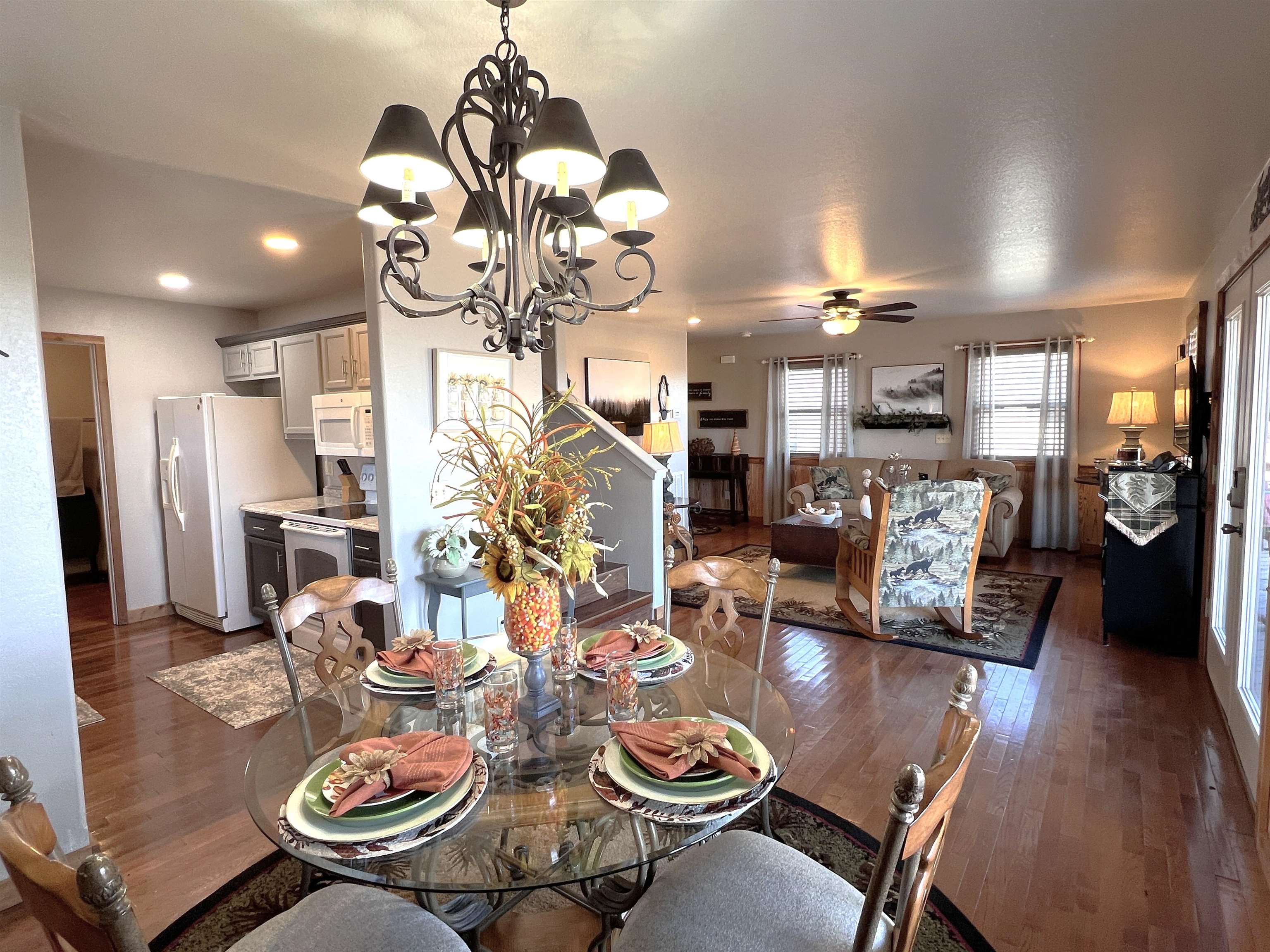 182 Herst  Mountain View, AR