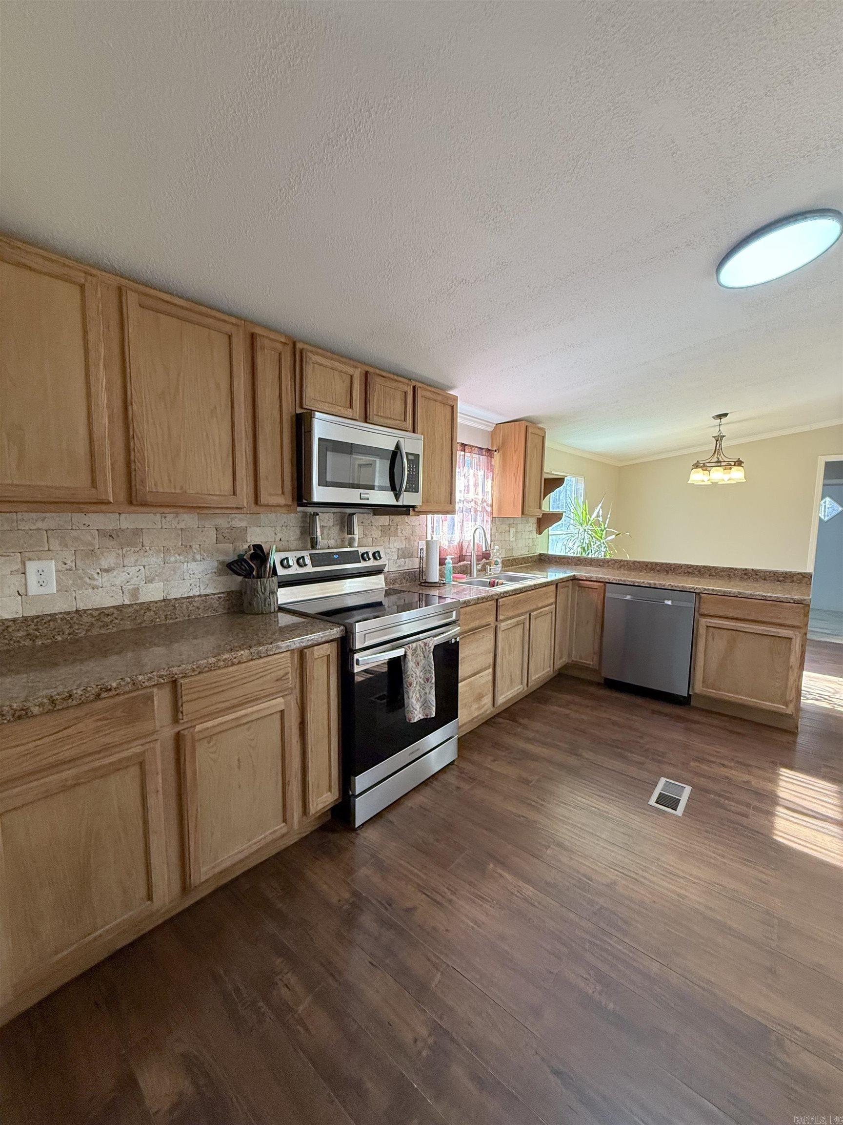 214 Shafer Trl  Austin, AR