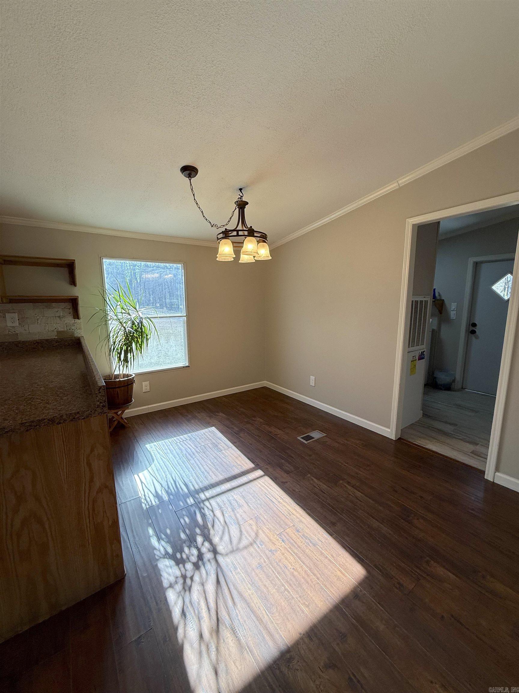 214 Shafer Trl  Austin, AR