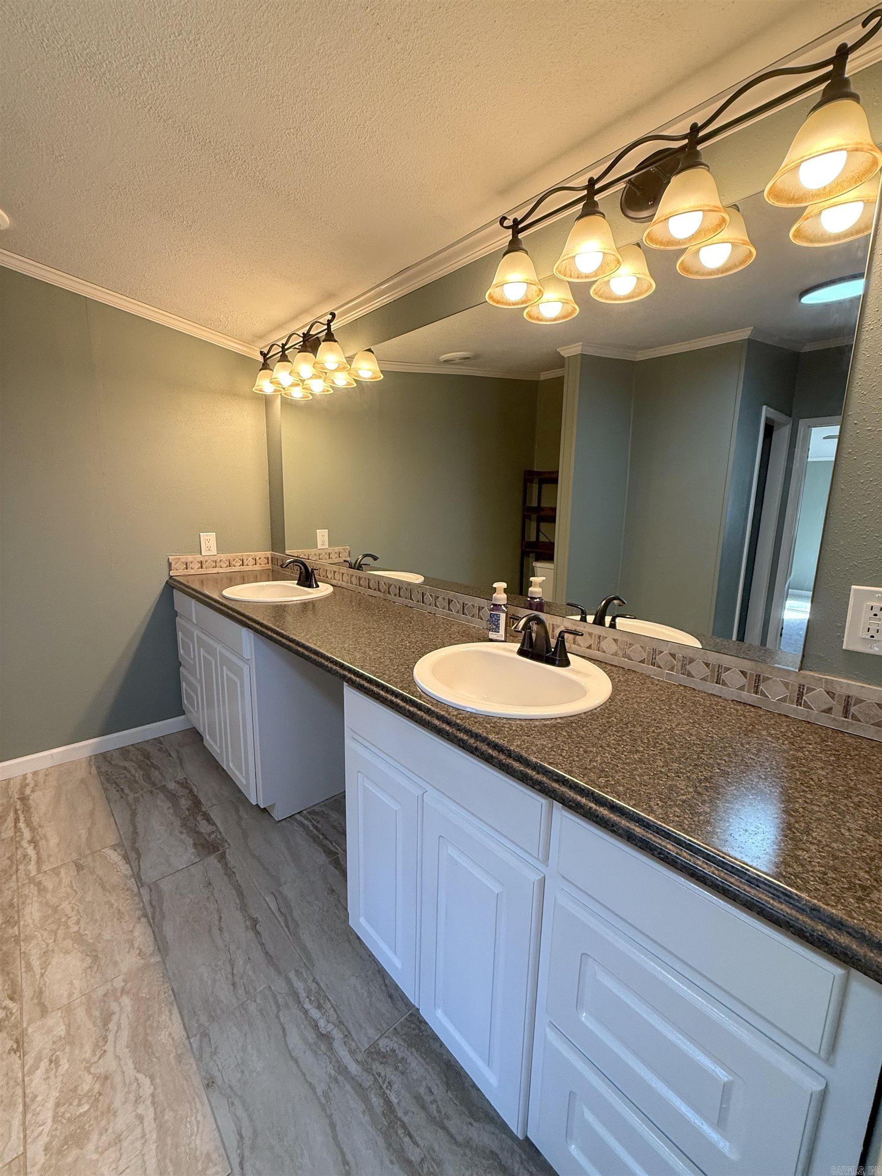 214 Shafer Trl  Austin, AR