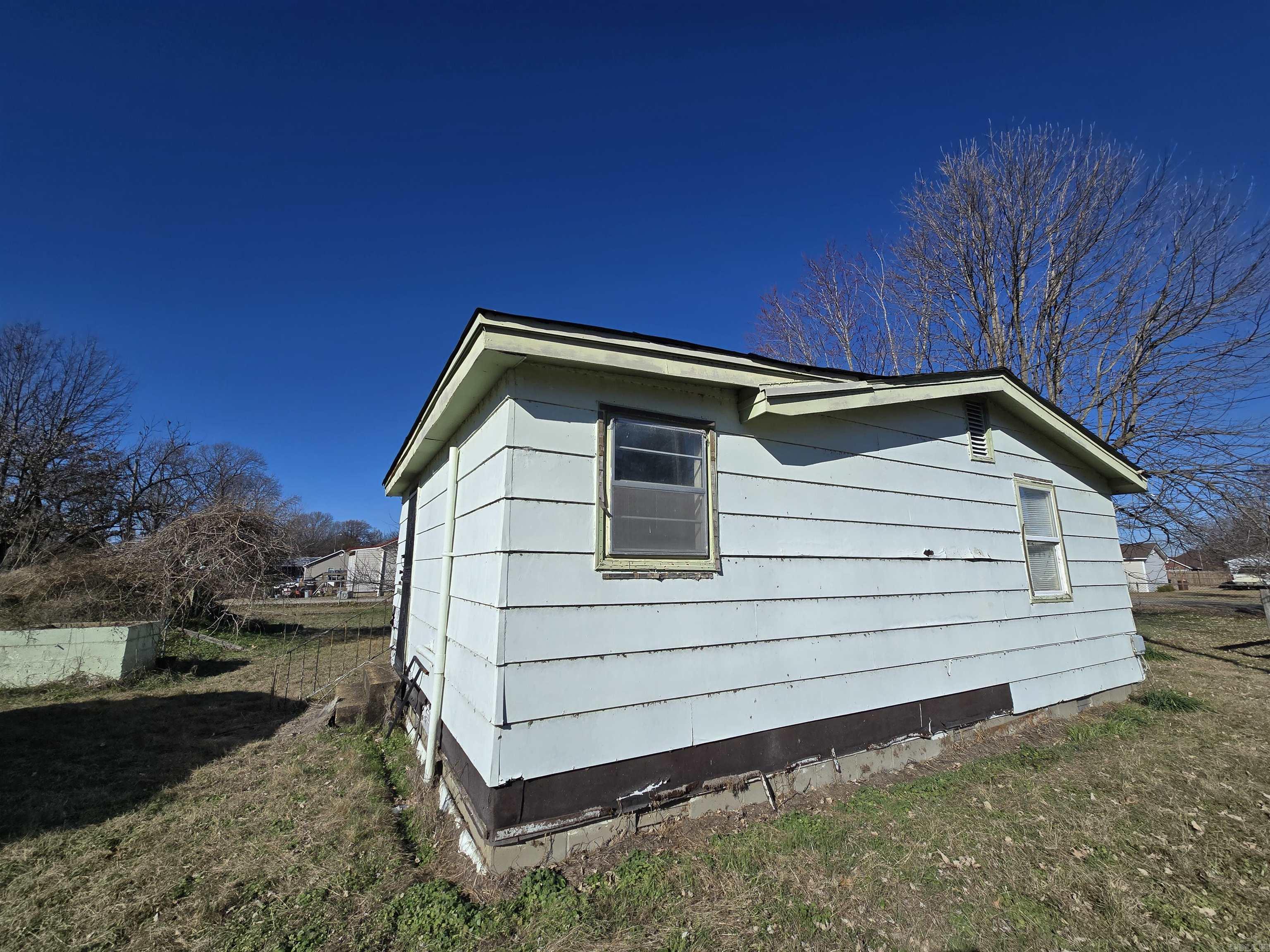 624 S Ozark  Trumann, AR