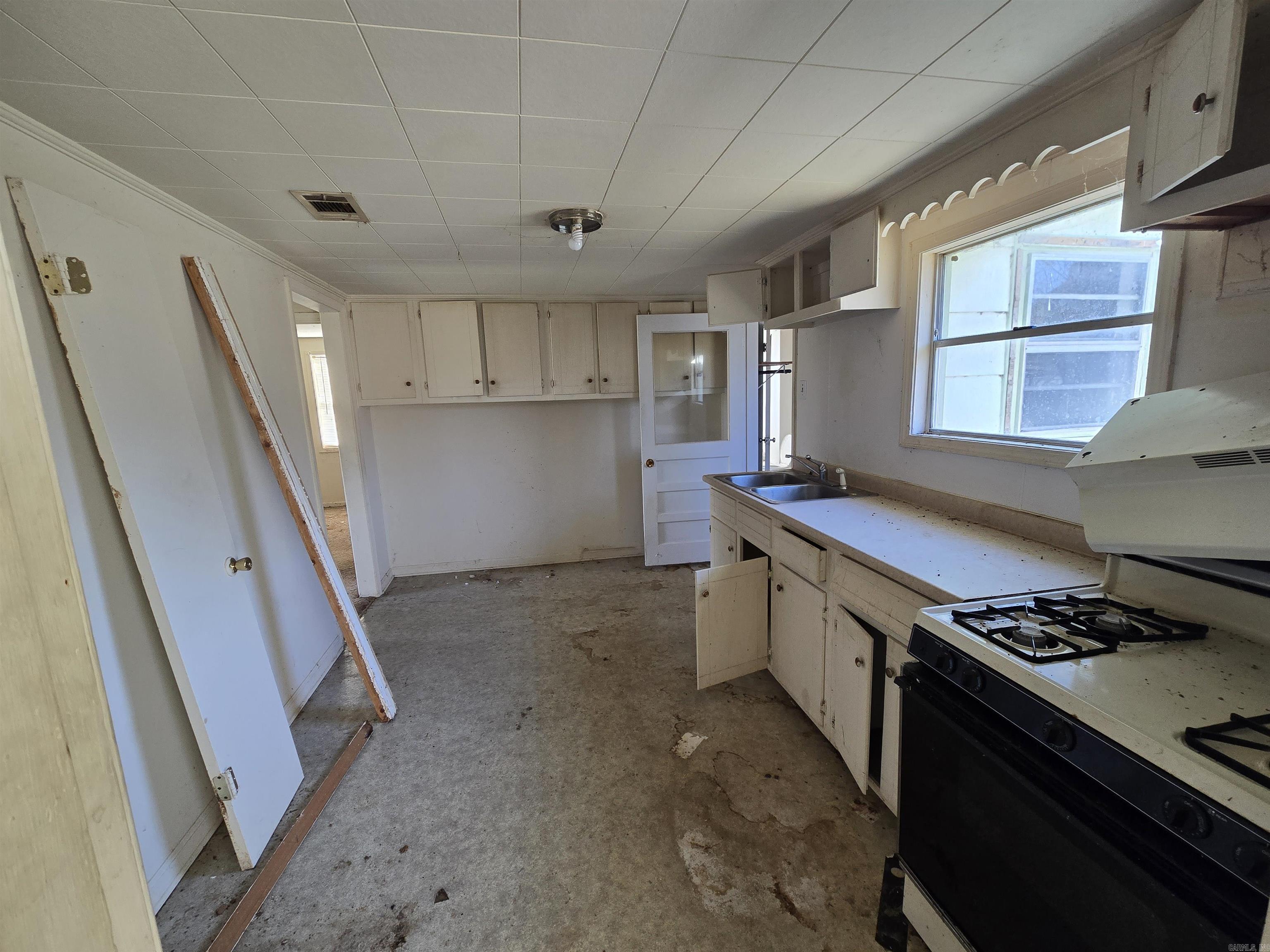 624 S Ozark  Trumann, AR