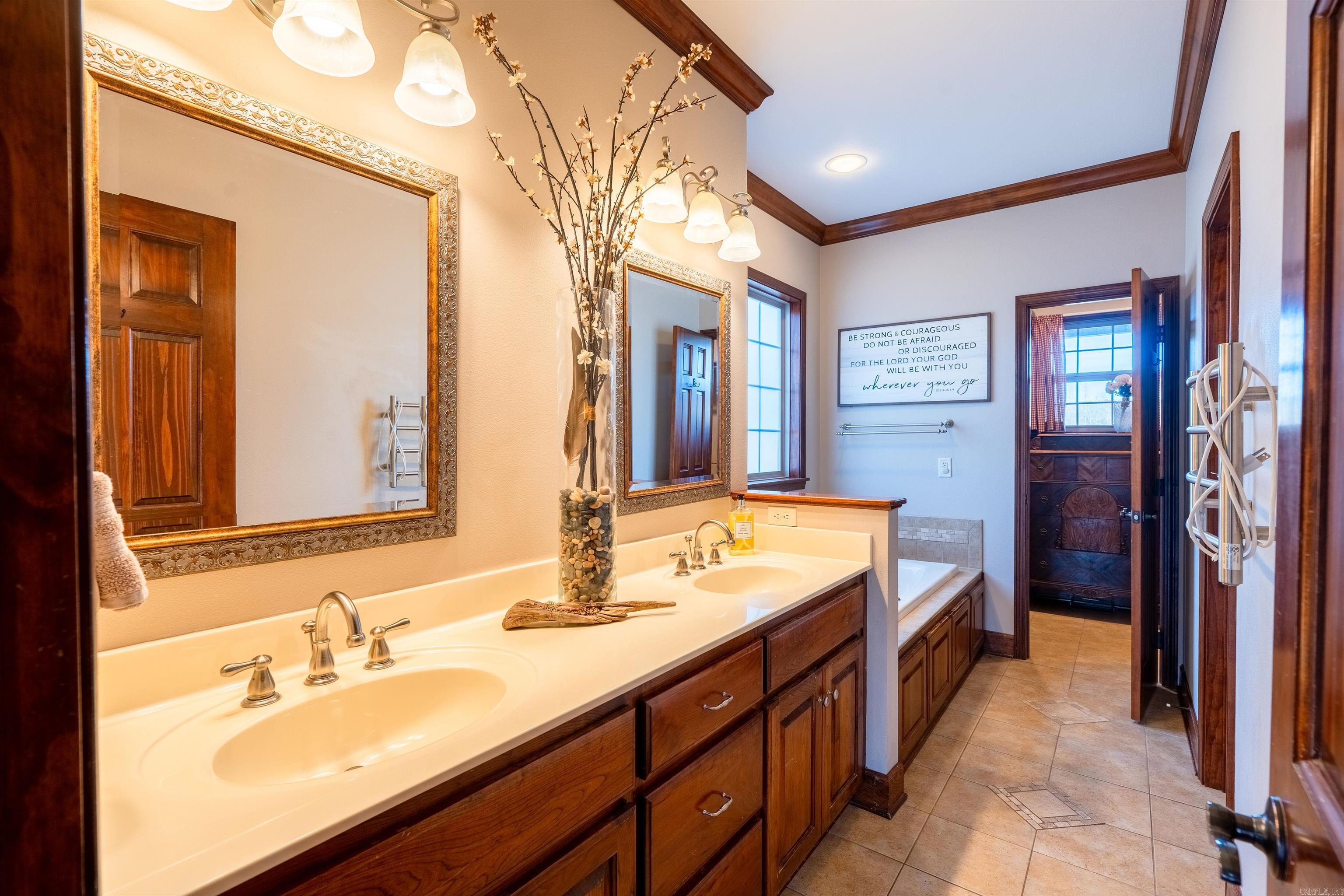 644 Hidden Valley  Wilburn, AR