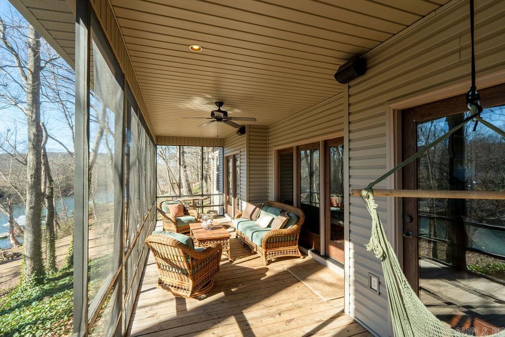 644 Hidden Valley  Wilburn, AR