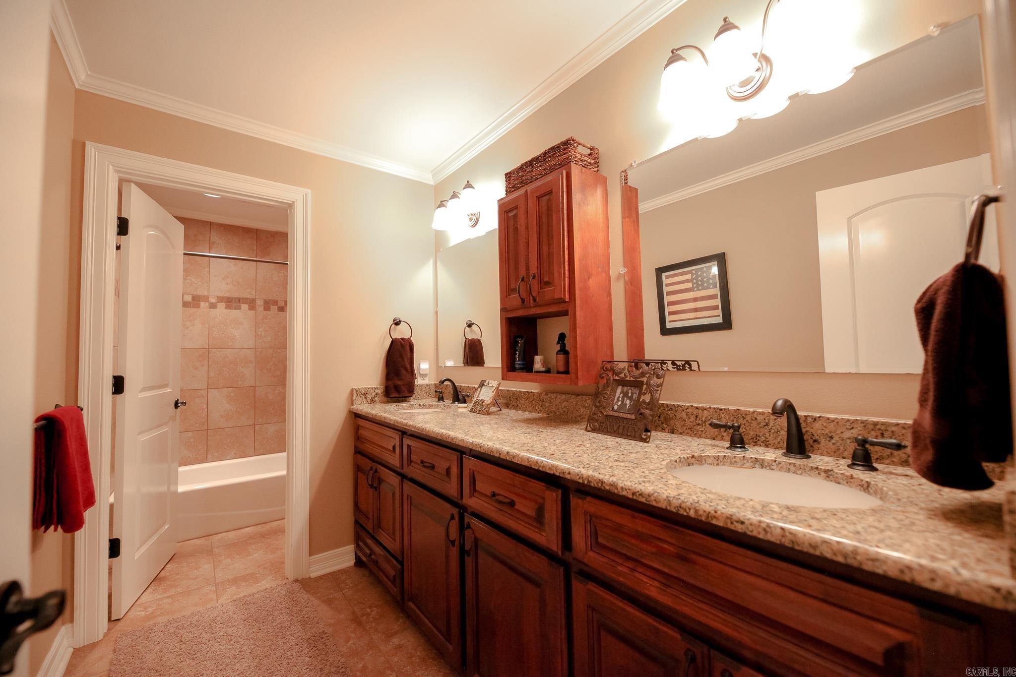 158 Pine Needles Dr  El Dorado, AR