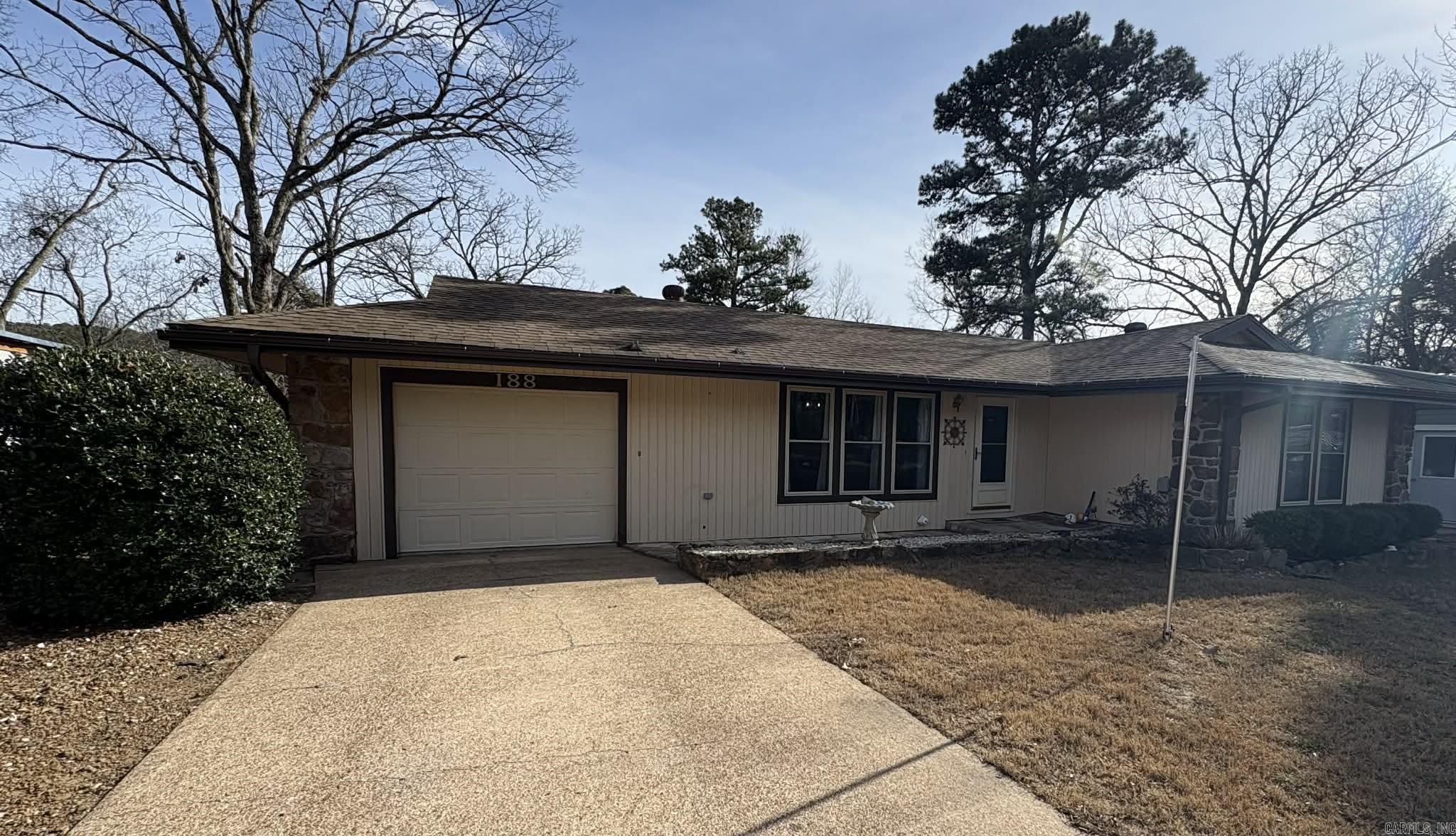 188 Pine Knot  Fairfield Bay, AR