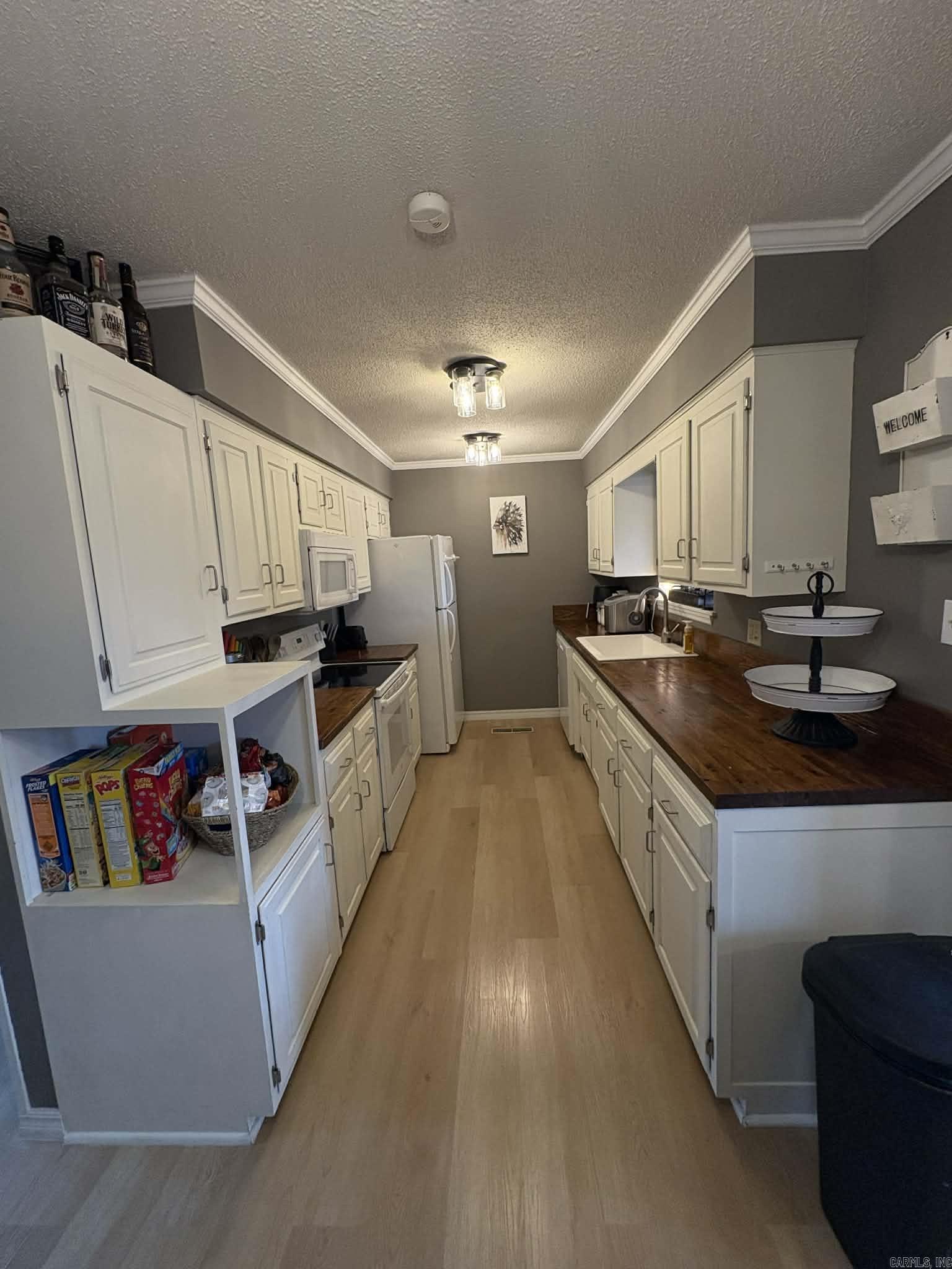 188 Pine Knot  Fairfield Bay, AR