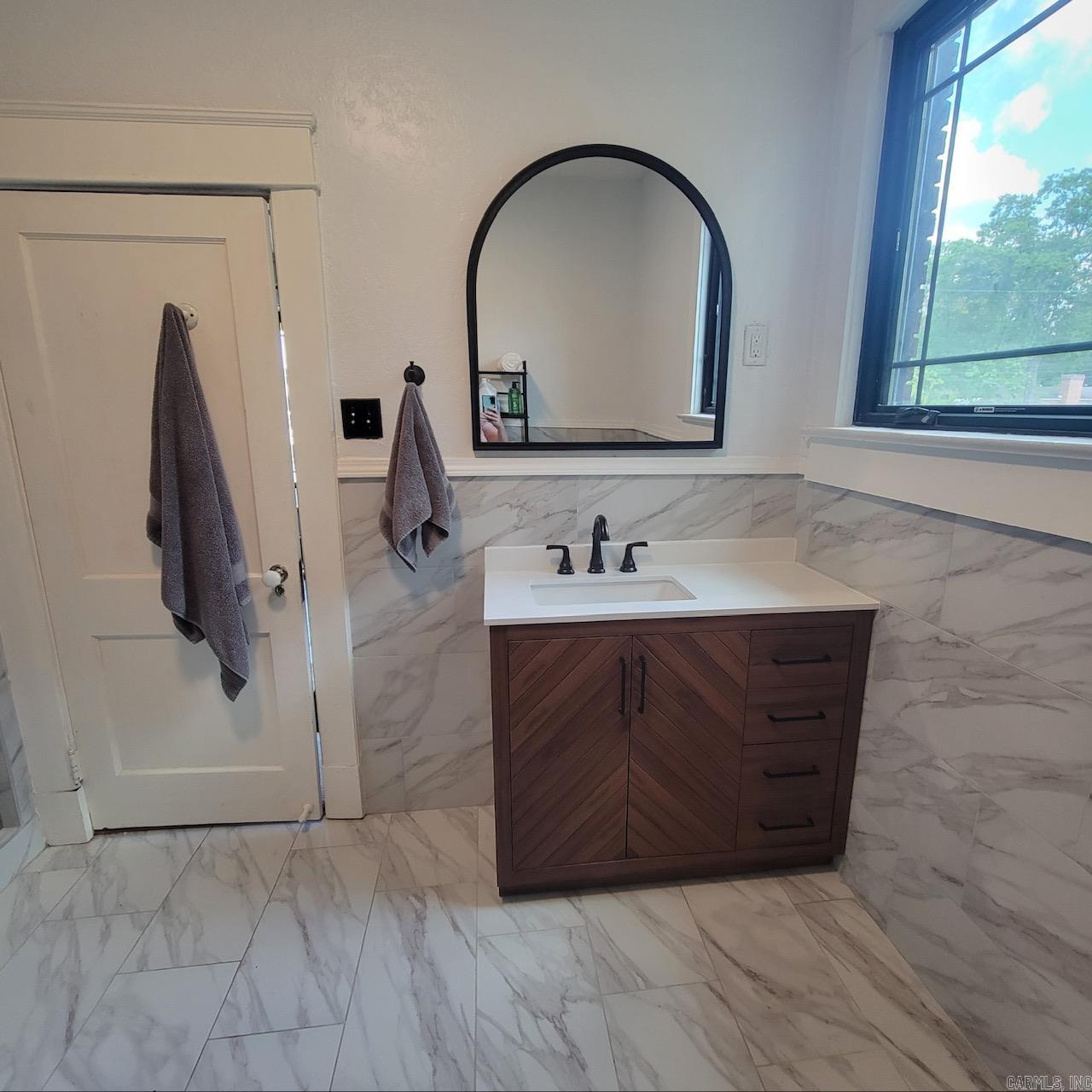 476 E Boswell  Batesville, AR