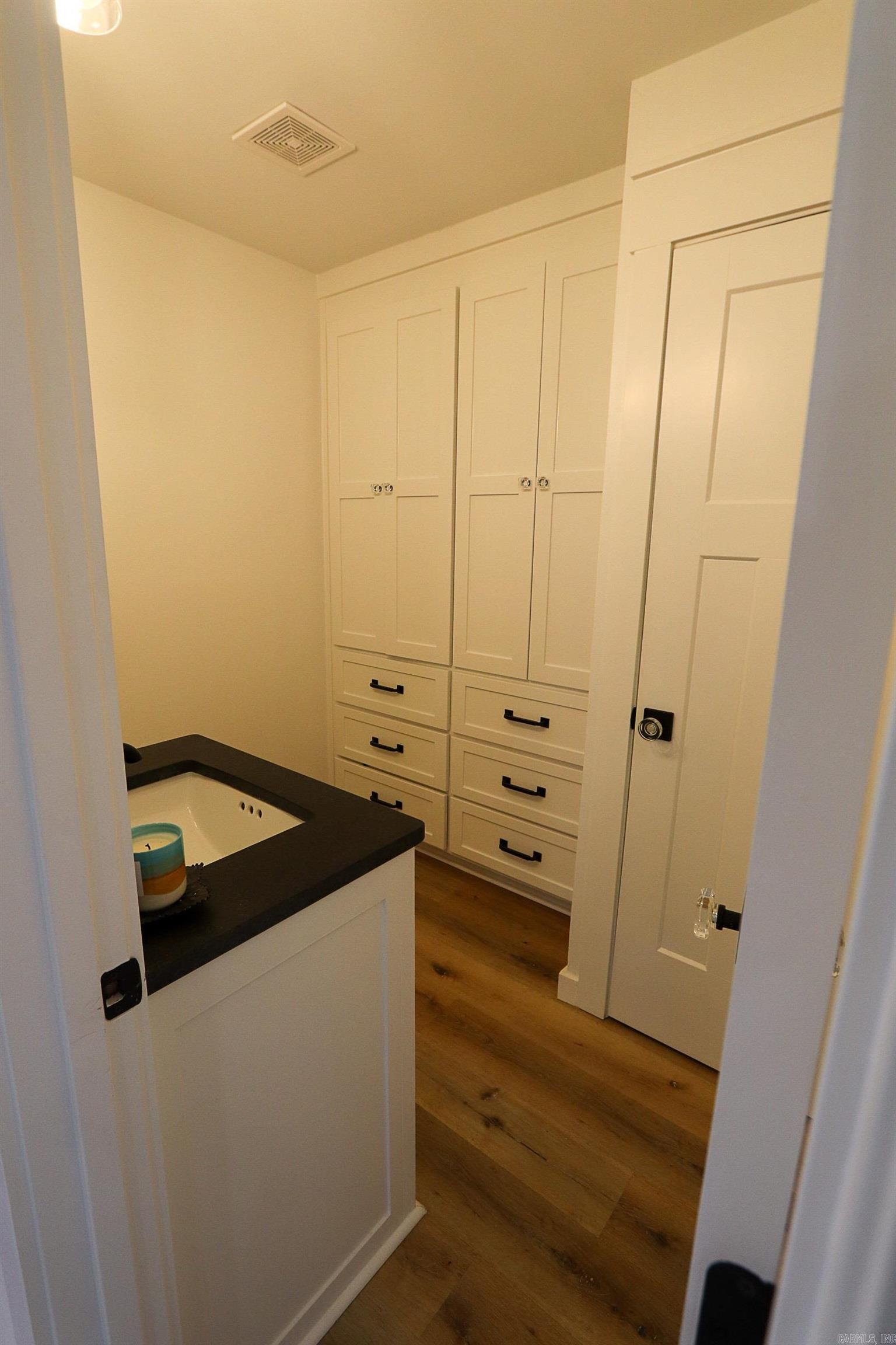 314 View Dr.  Shirley, AR