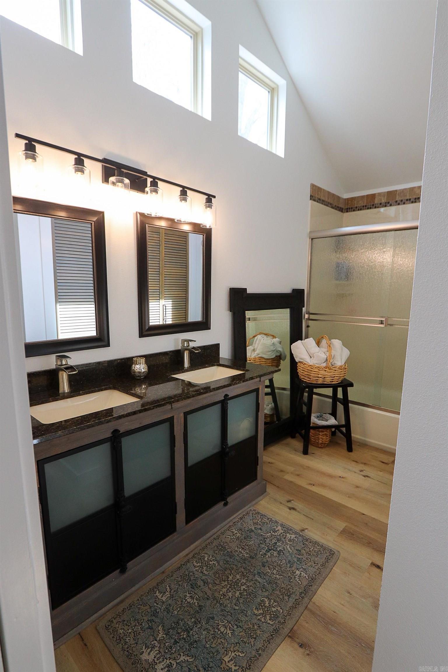 314 View Dr.  Shirley, AR