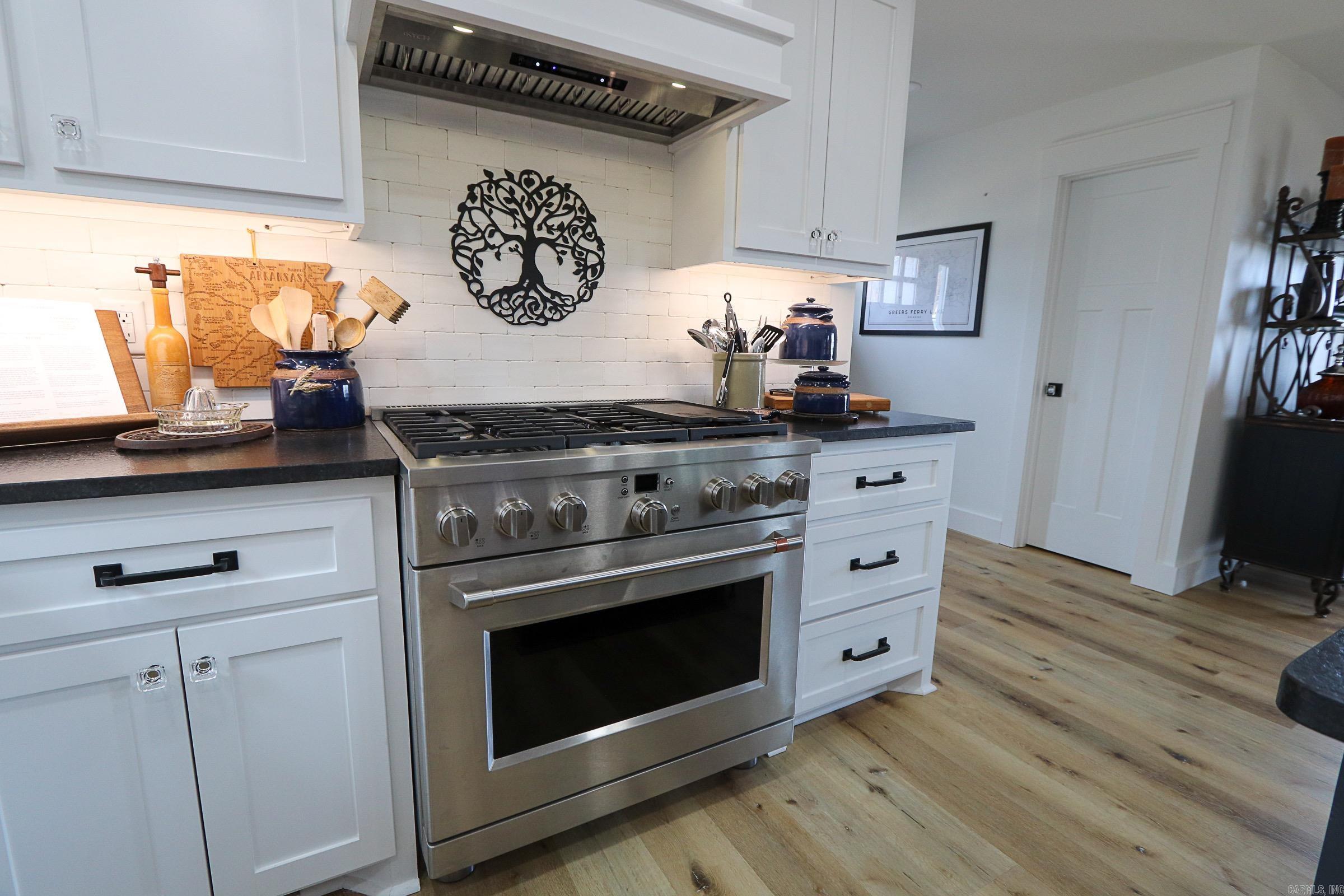 314 View Dr.  Shirley, AR