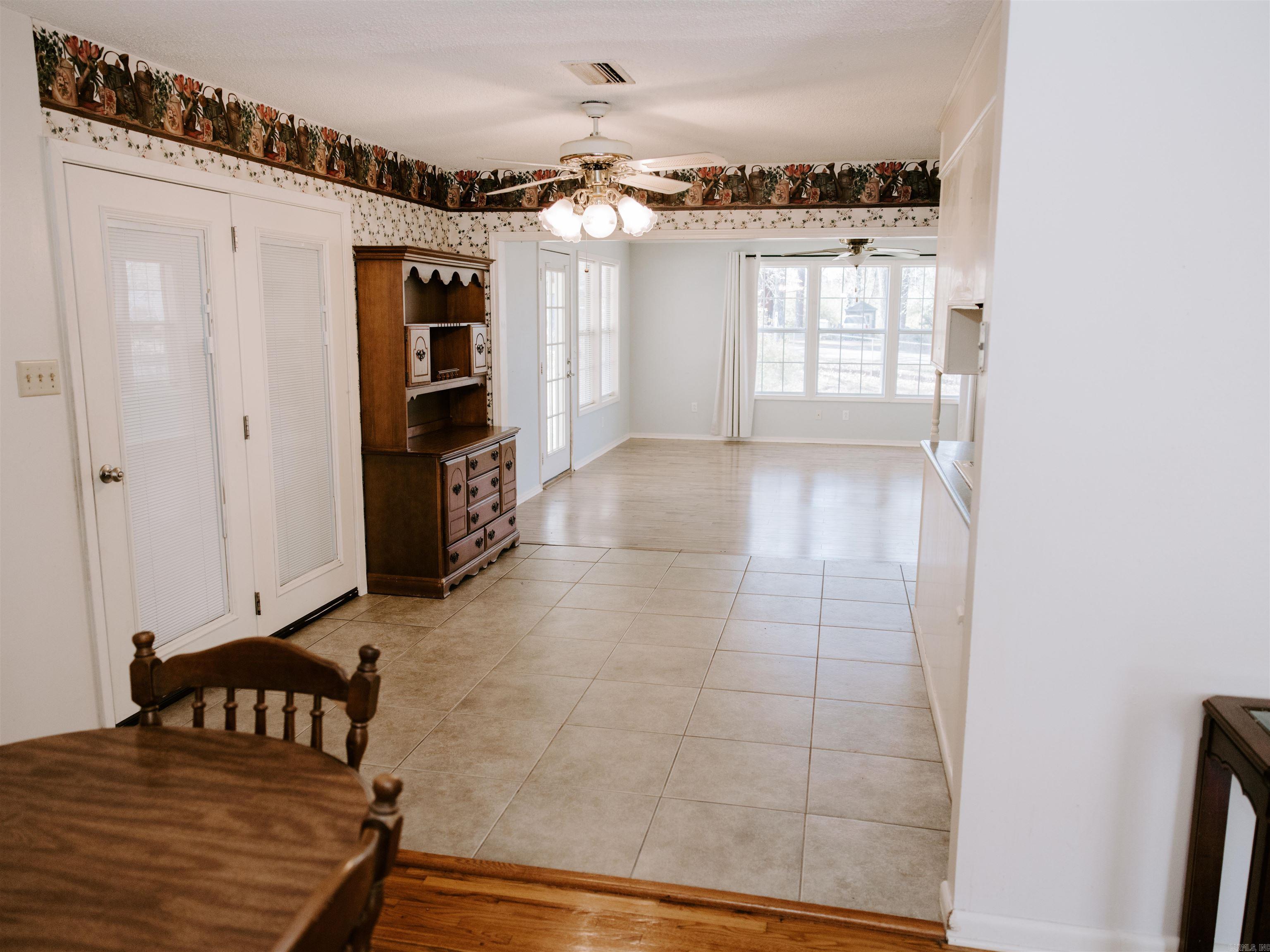 239 N 25th Street Arkadelphia, AR 71923