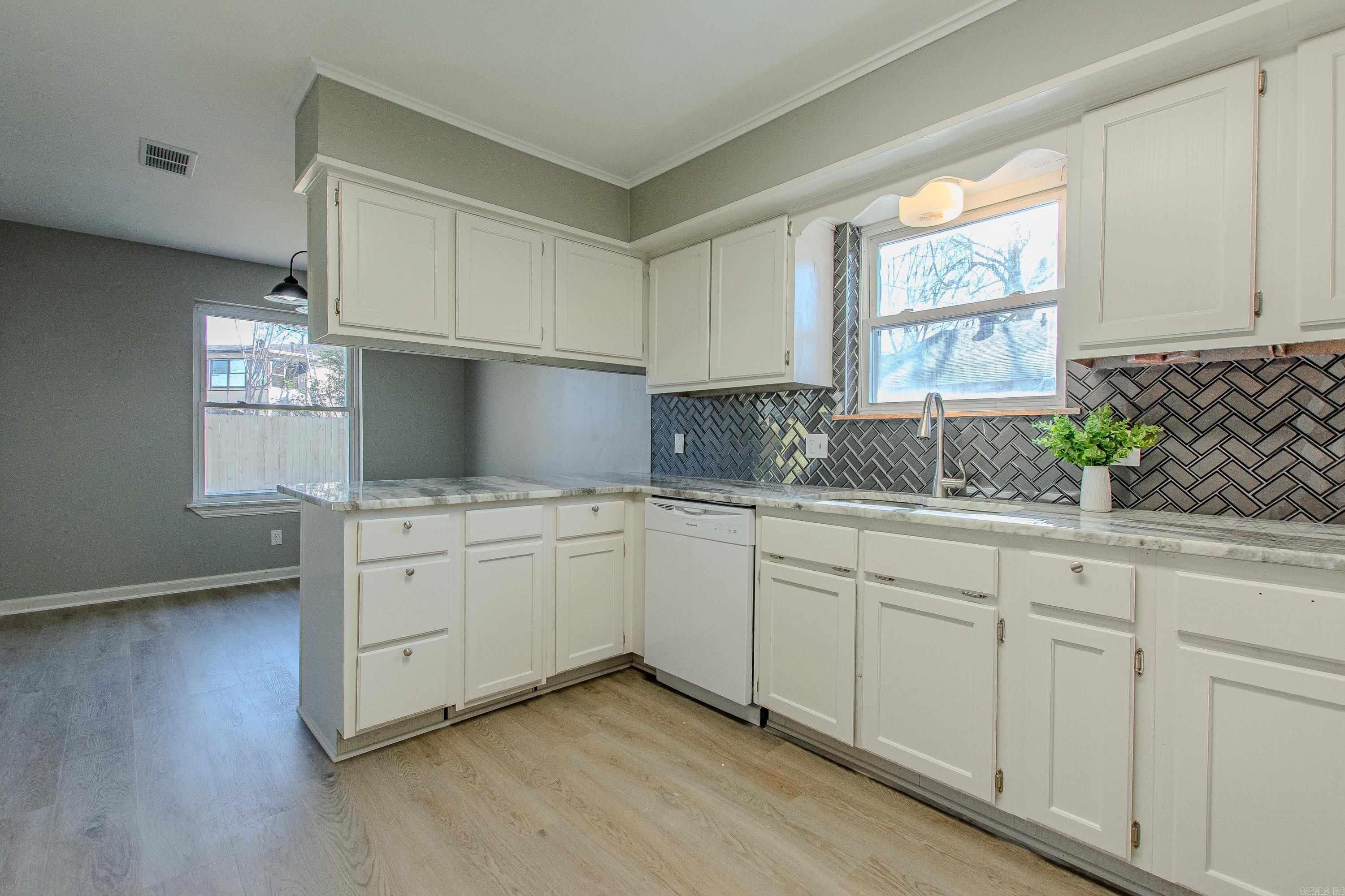 23 Creekridge  Sherwood, AR