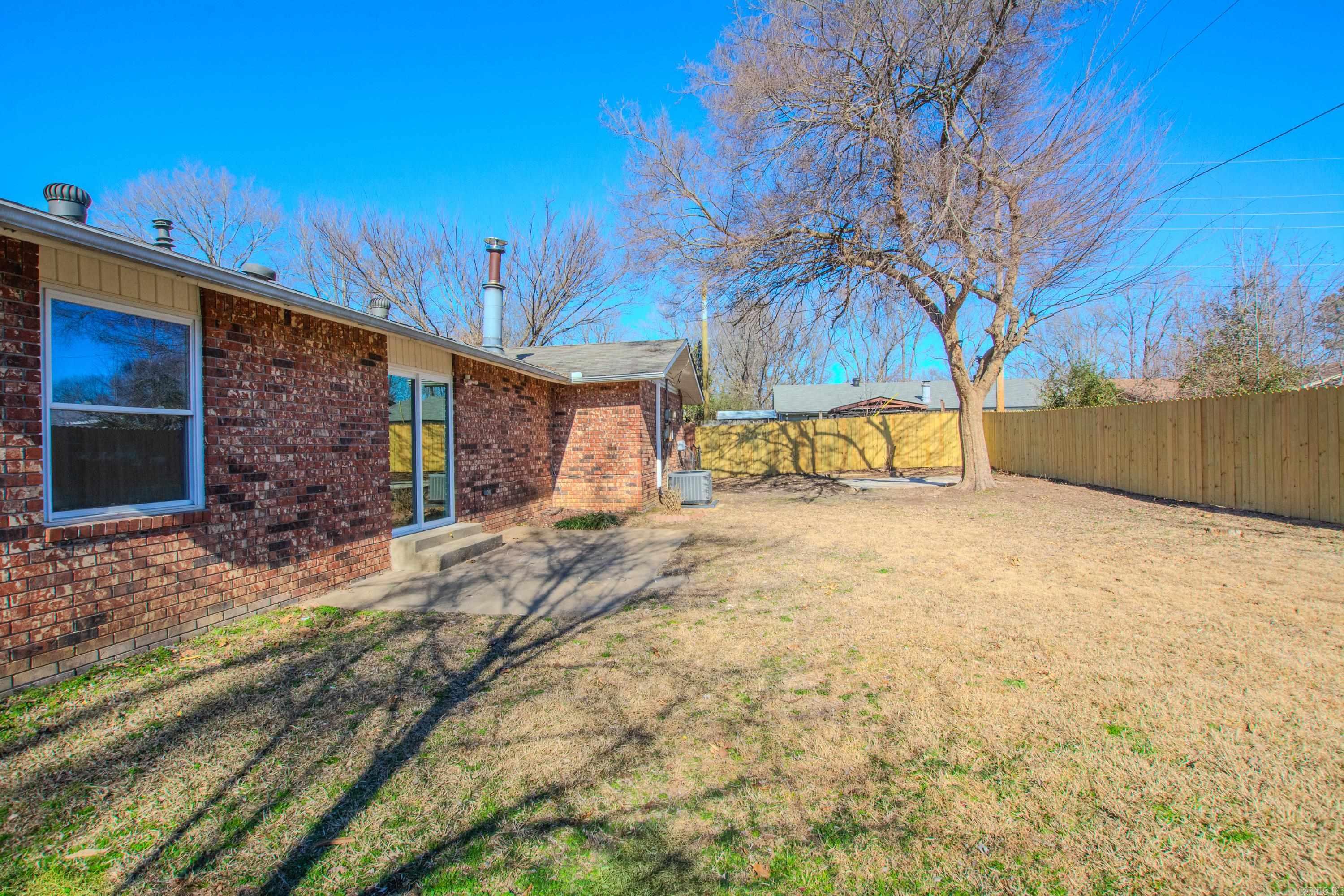 23 Creekridge  Sherwood, AR