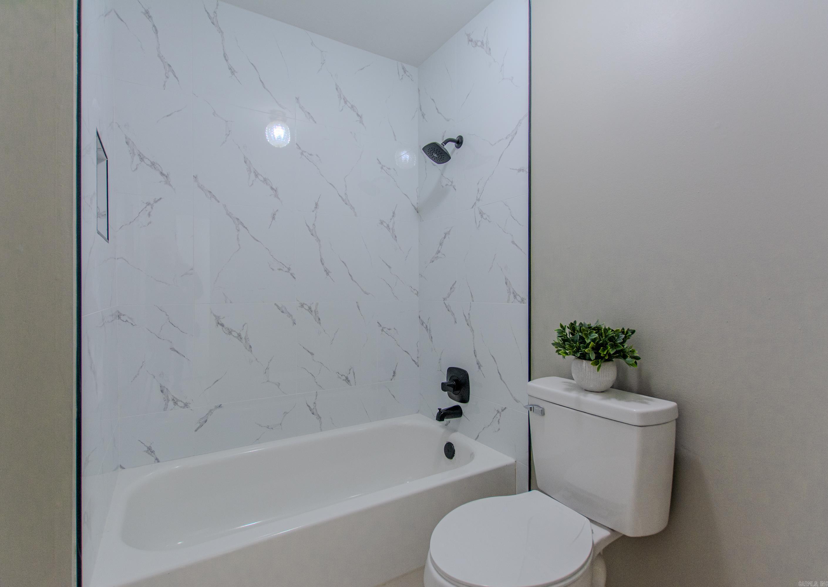 23 Creekridge  Sherwood, AR