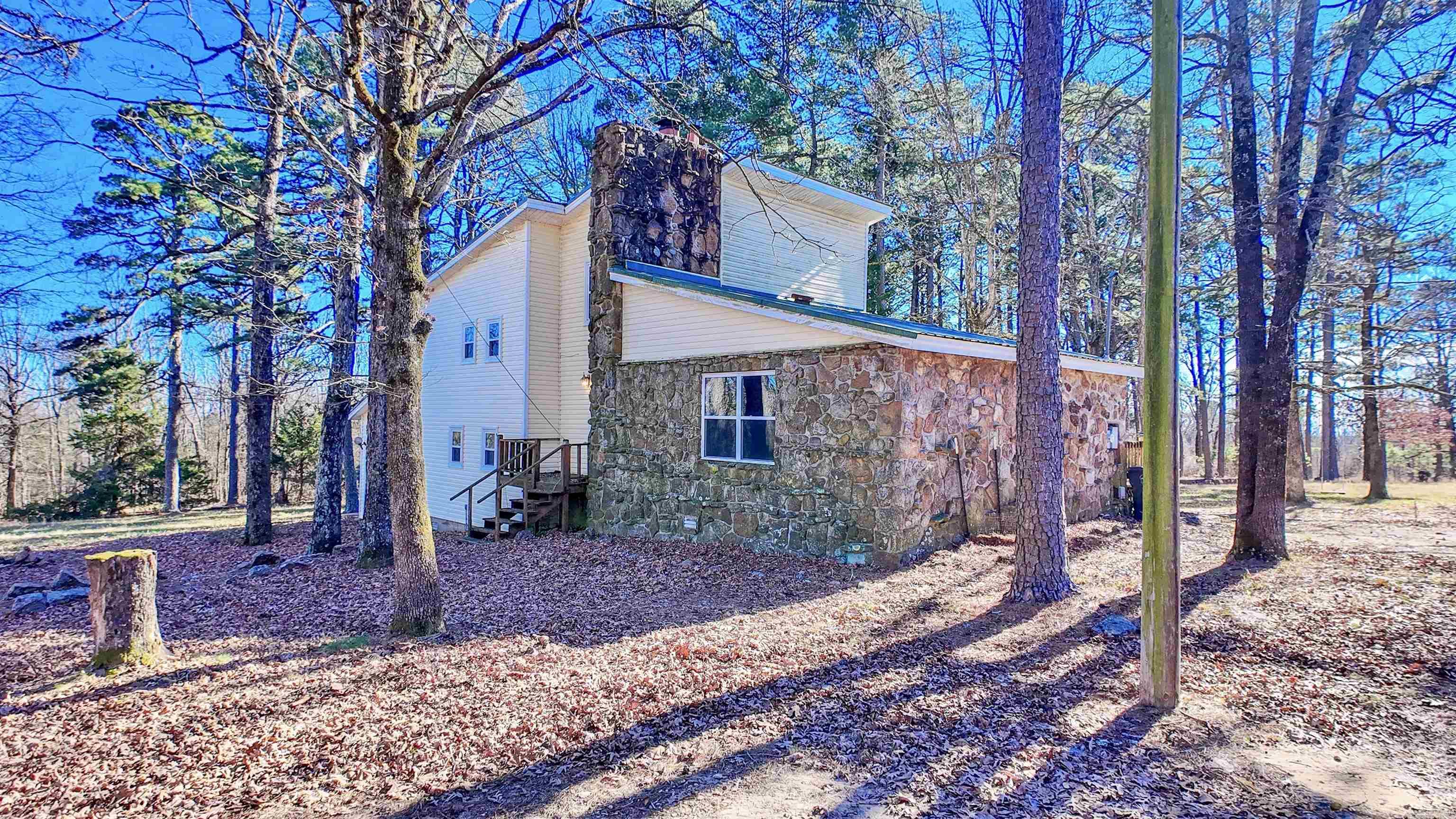 150 Bugger Hollar  Batesville, AR