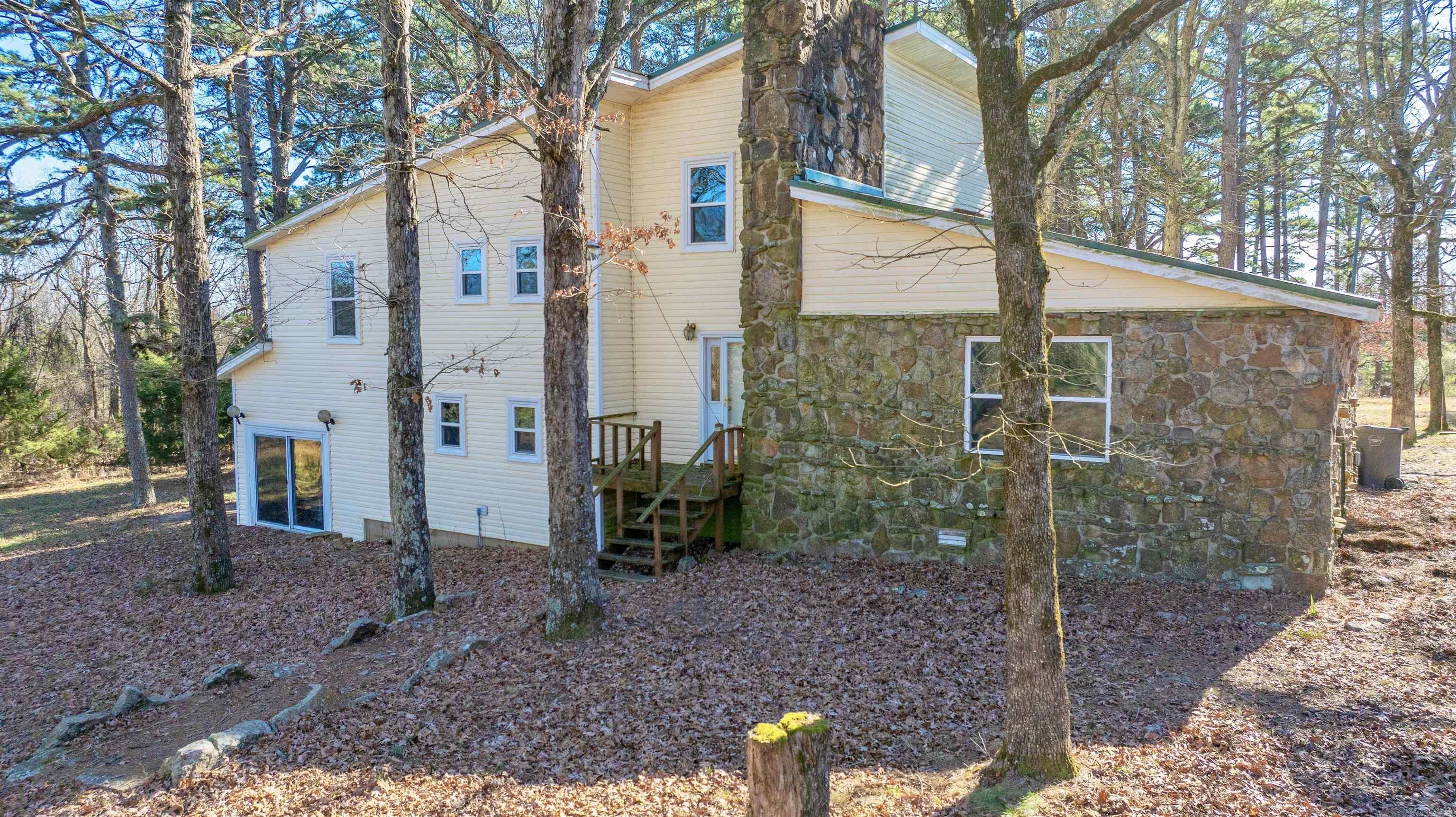 150 Bugger Hollar  Batesville, AR