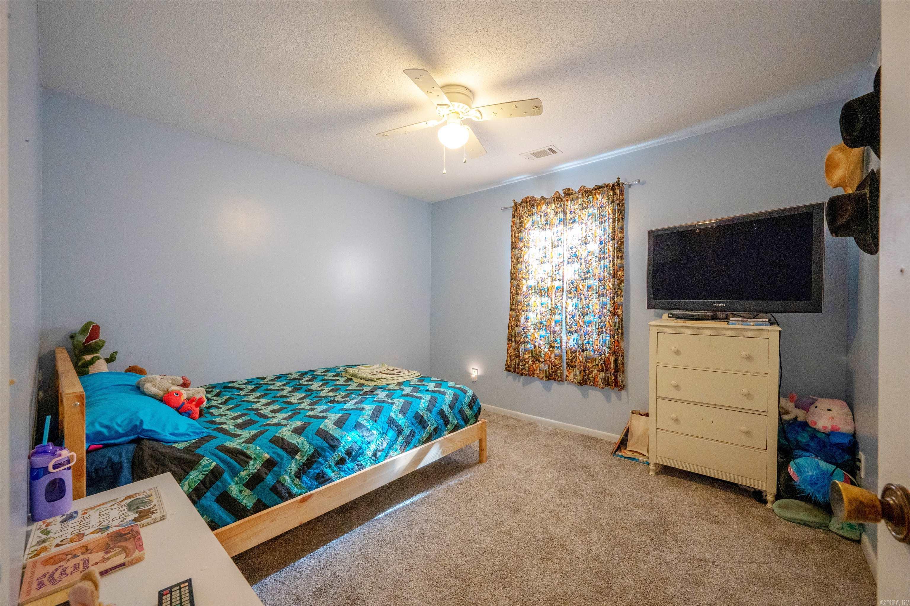 150 Bugger Hollar  Batesville, AR