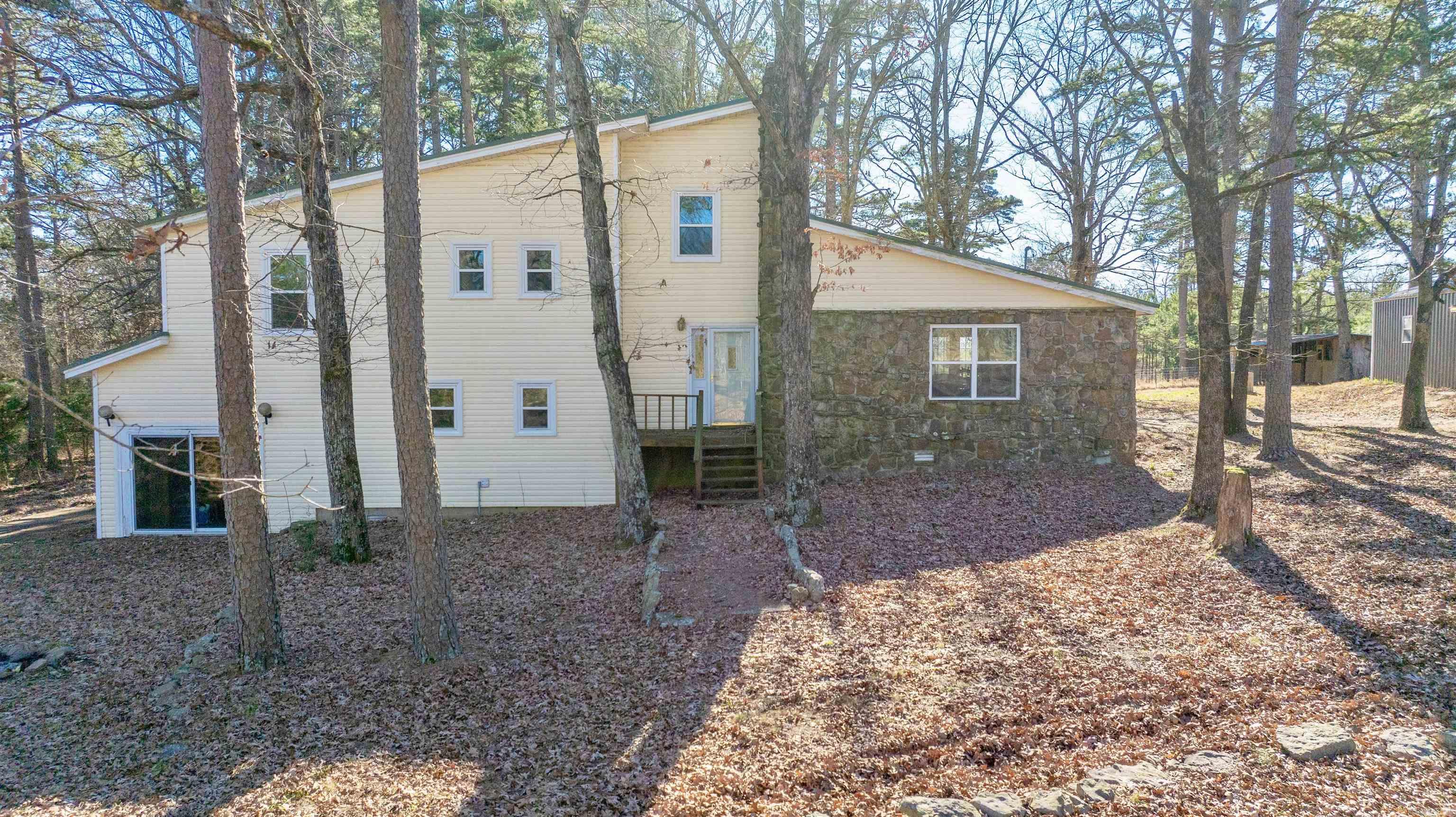 150 Bugger Hollar  Batesville, AR