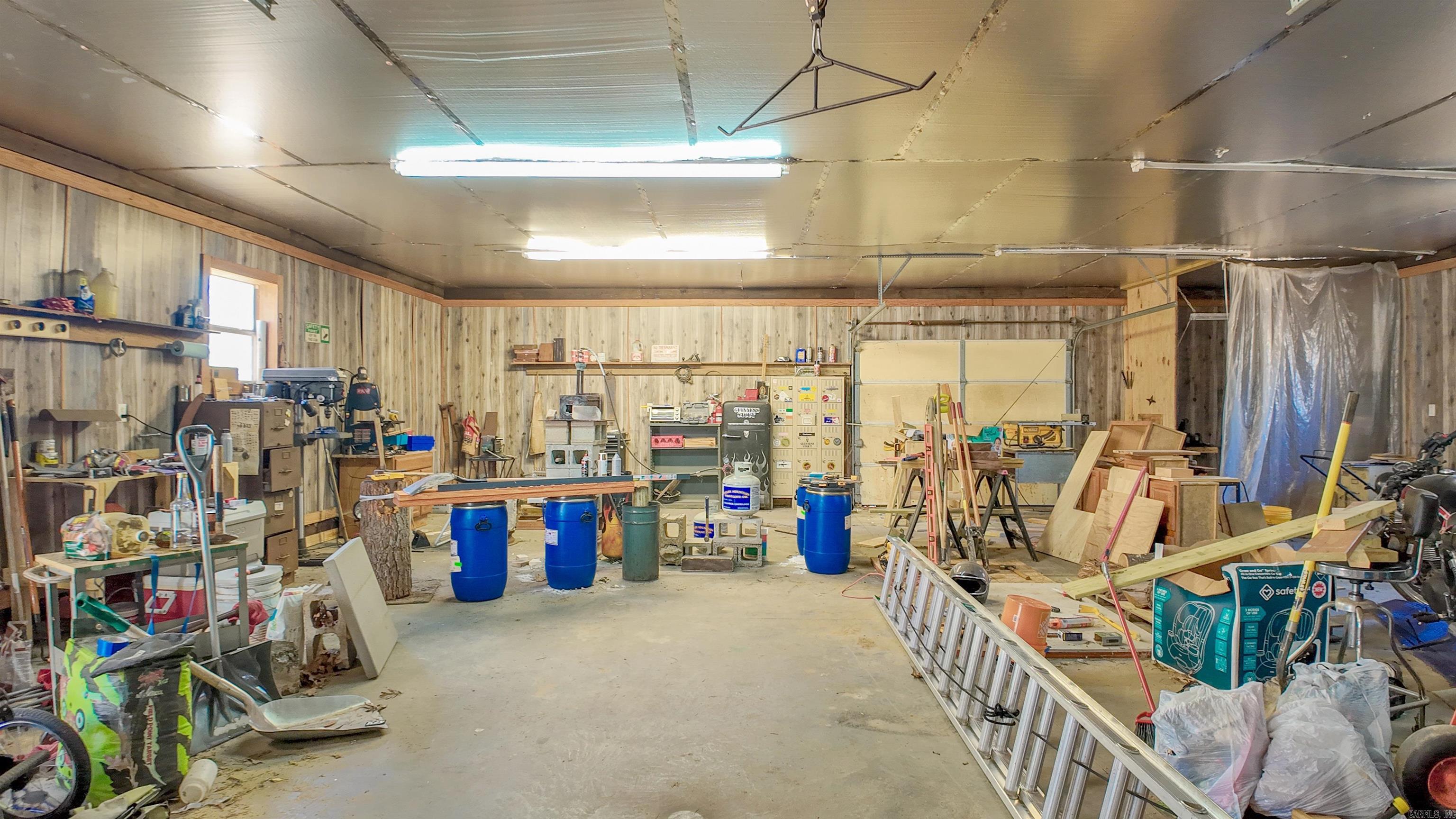 150 Bugger Hollar  Batesville, AR