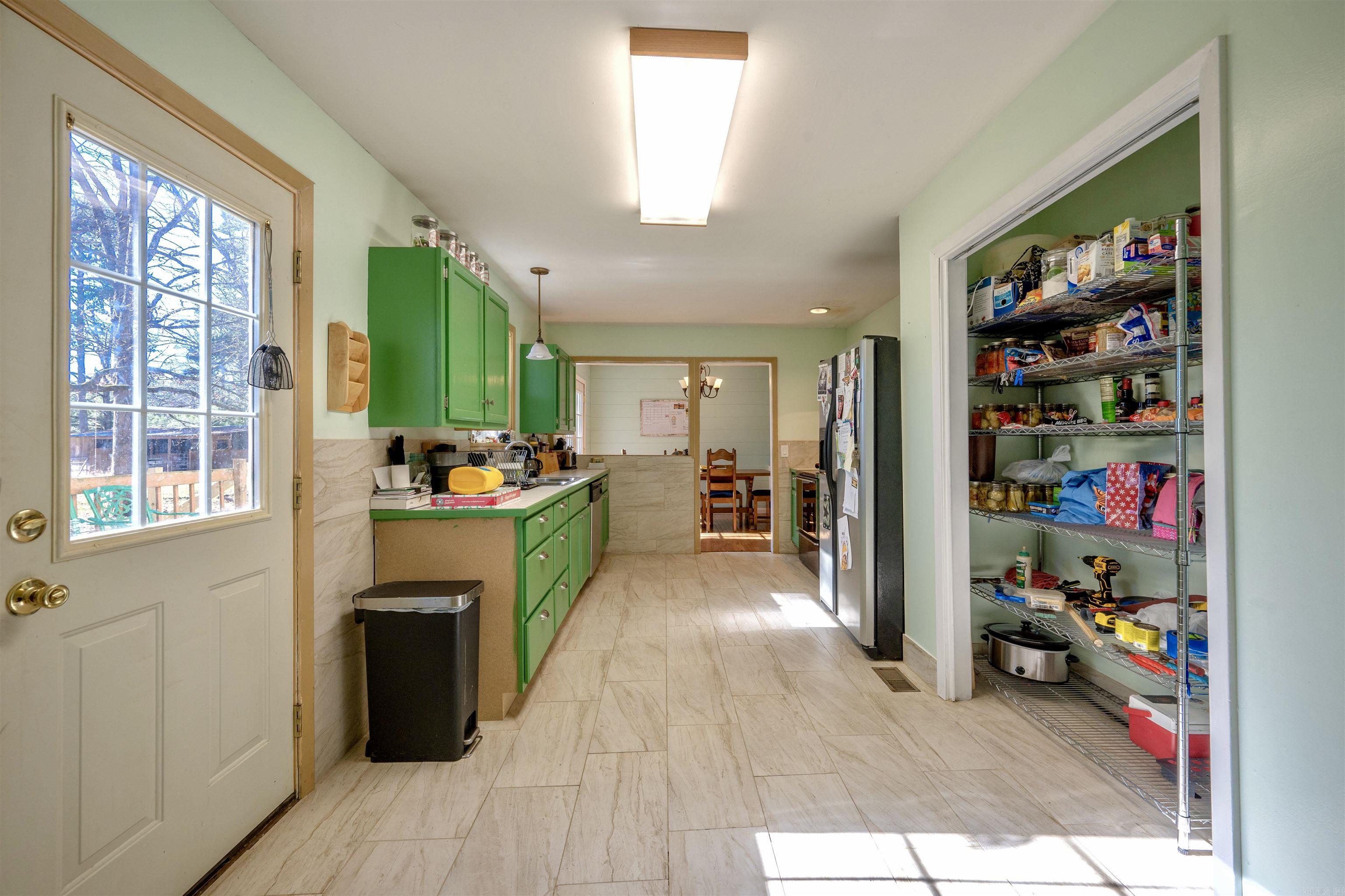 150 Bugger Hollar  Batesville, AR